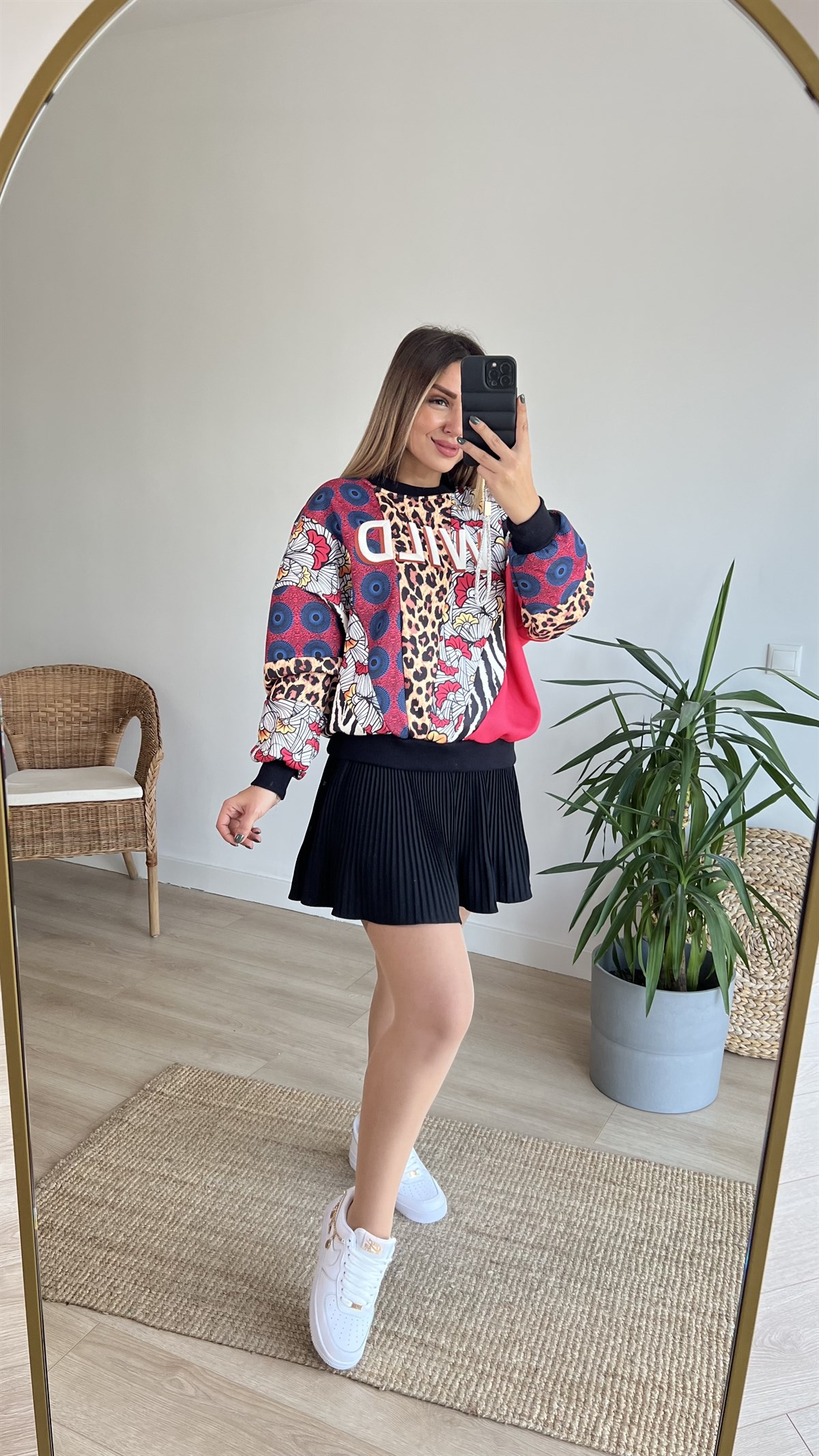 Wild İşleme Detay Tasarım Sweat