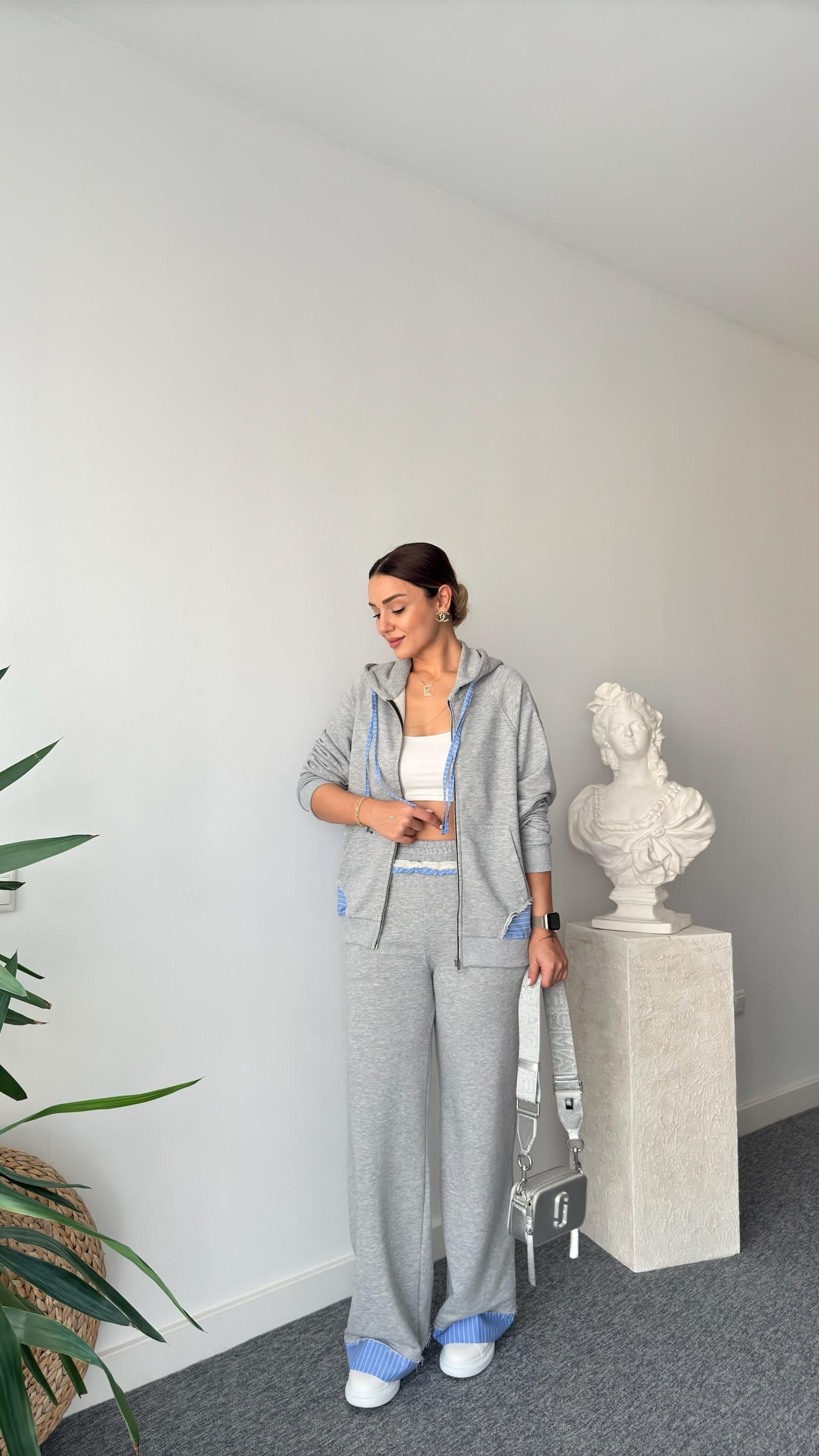 Marka Model Poplin Detaylı Gri Eşofman Takımı 