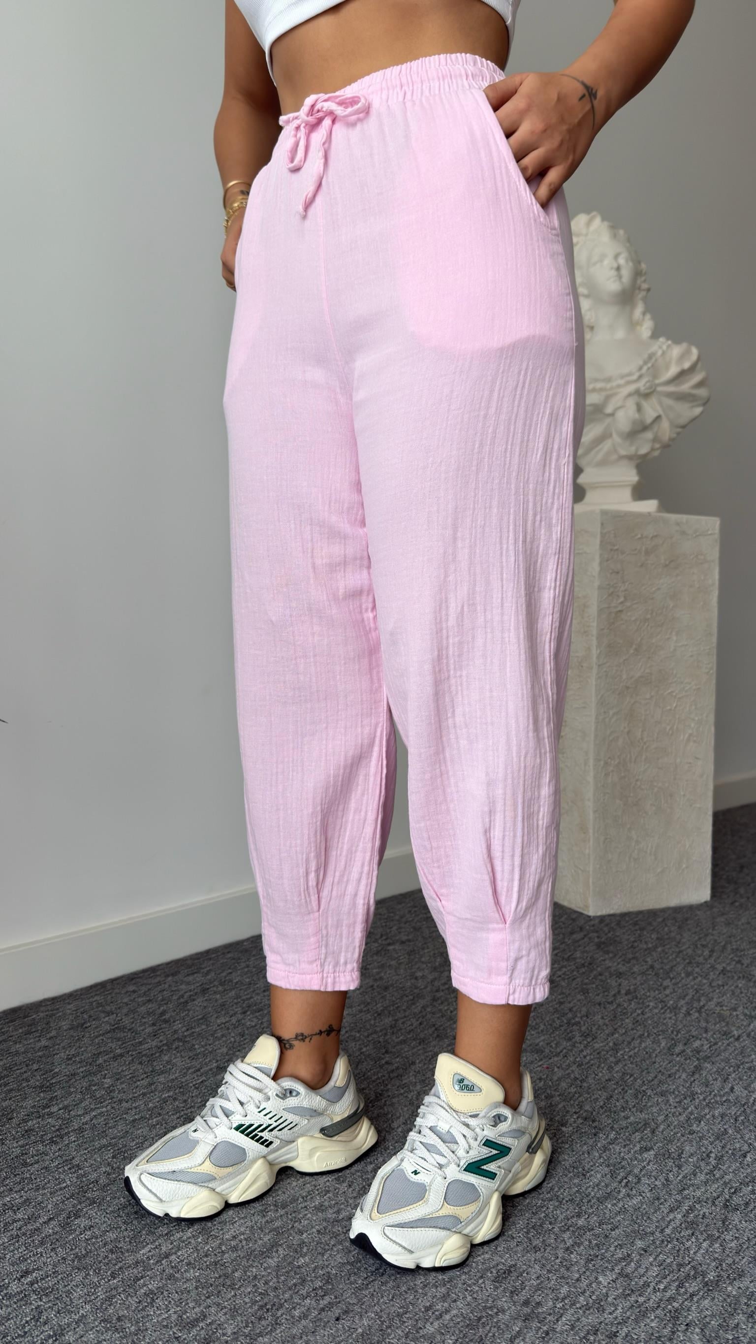 Pembe Ransko Paça Pileli Müslin Pantolon