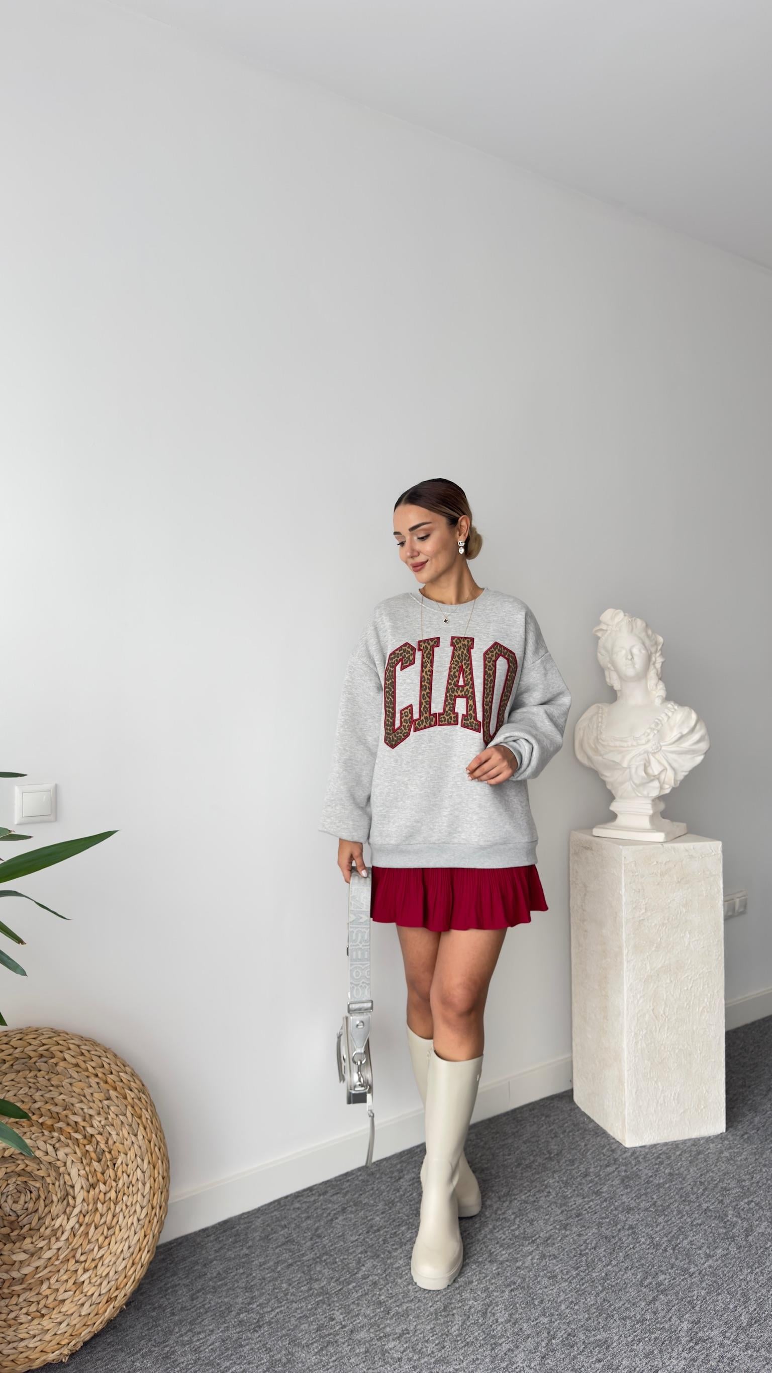 Leopar İşleme Yazı Detay Gri Sweatshirt