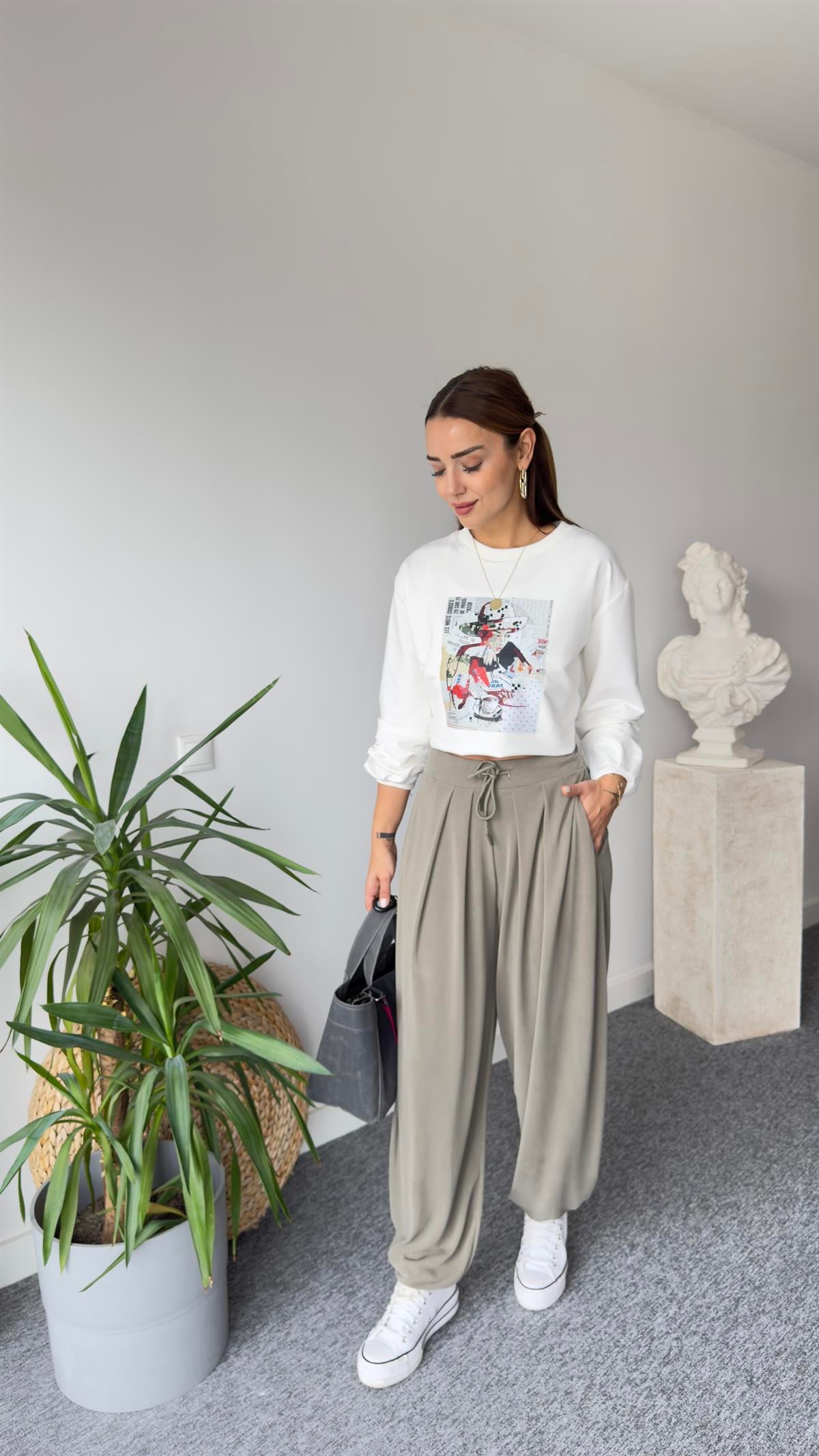 Zerin Kız Baskı Beyaz Sweatshirt