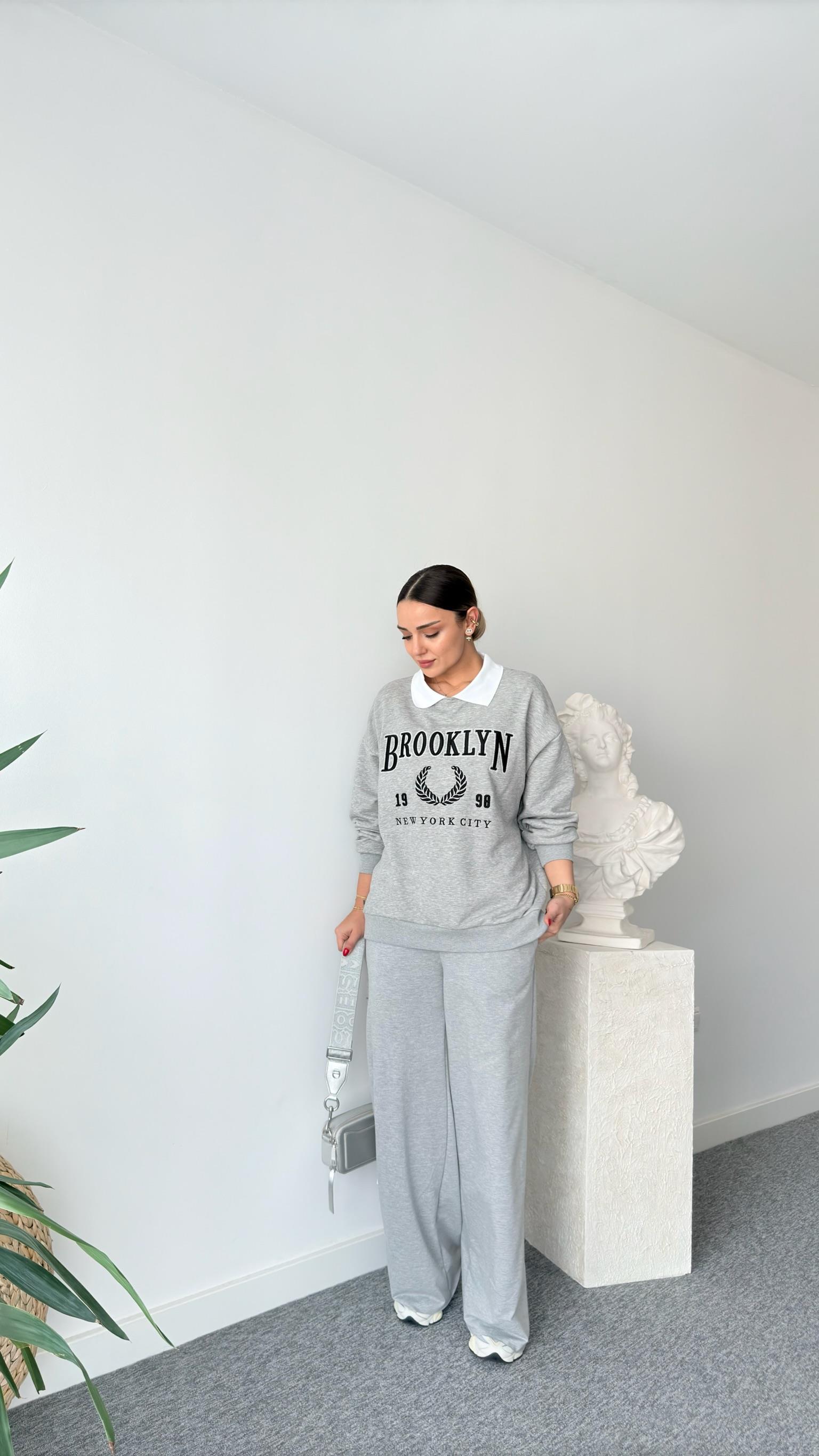 Beyaz Yaka Brooklyn Yazılı Gri Sweatshirt