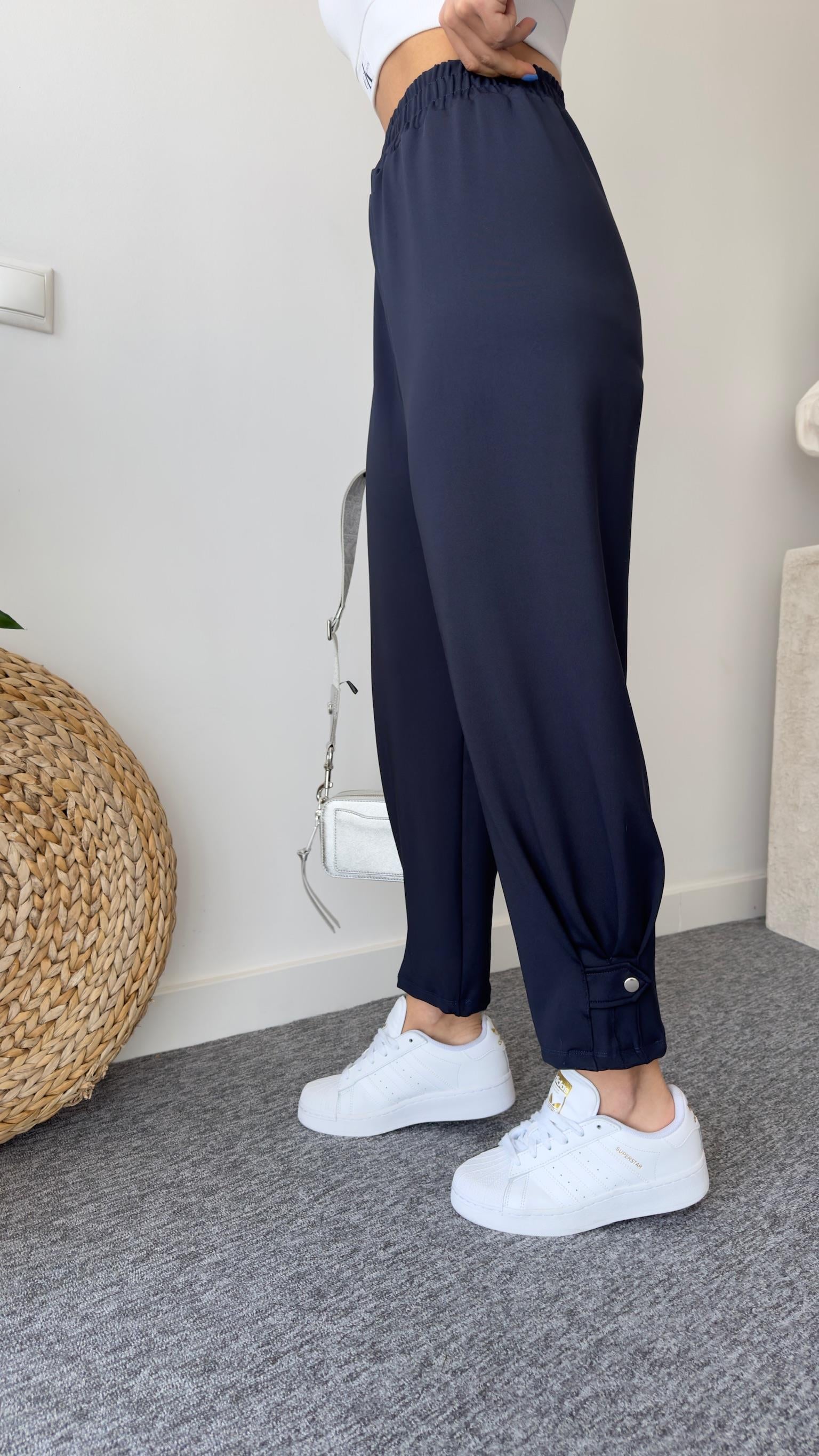 Bileği Çıt Çıtlı Lacivert Pantolon