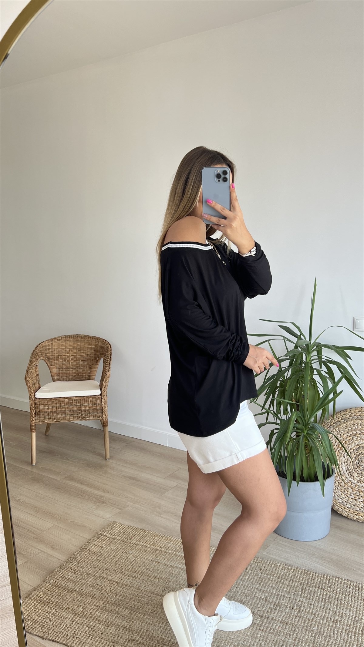 Siyah Şeritli Atlet Detaylı İkili Bluz