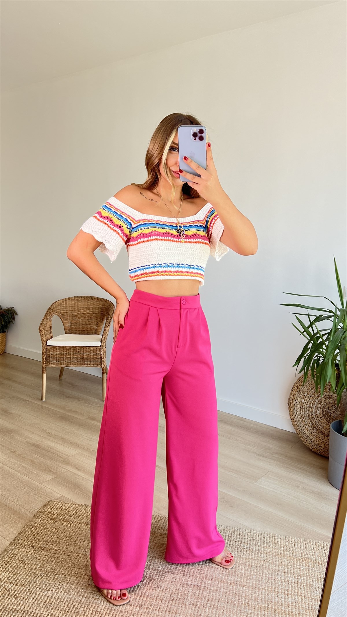  Renkli Örme Crop Bluz