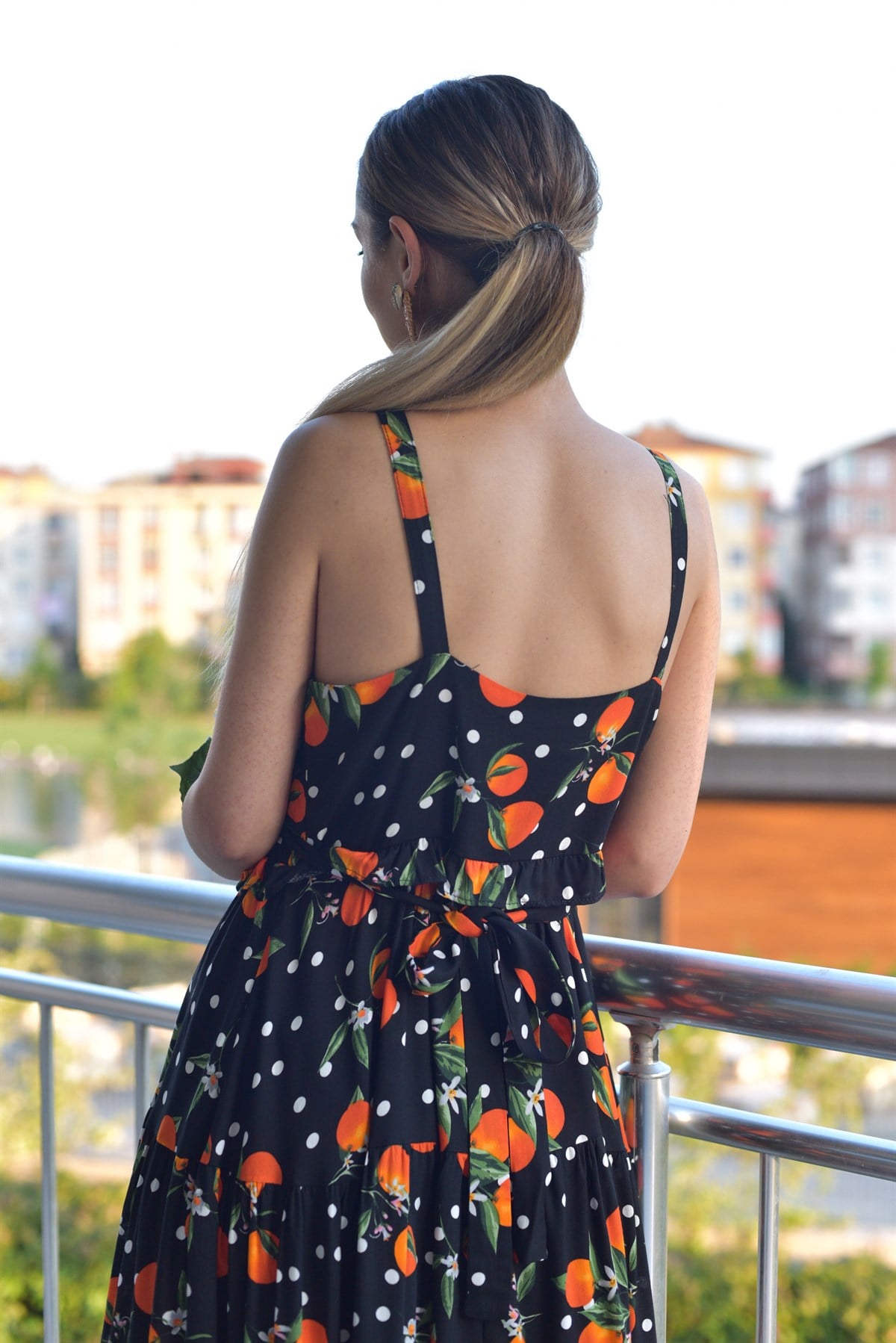 Portakal Desenli Askılı Elbise