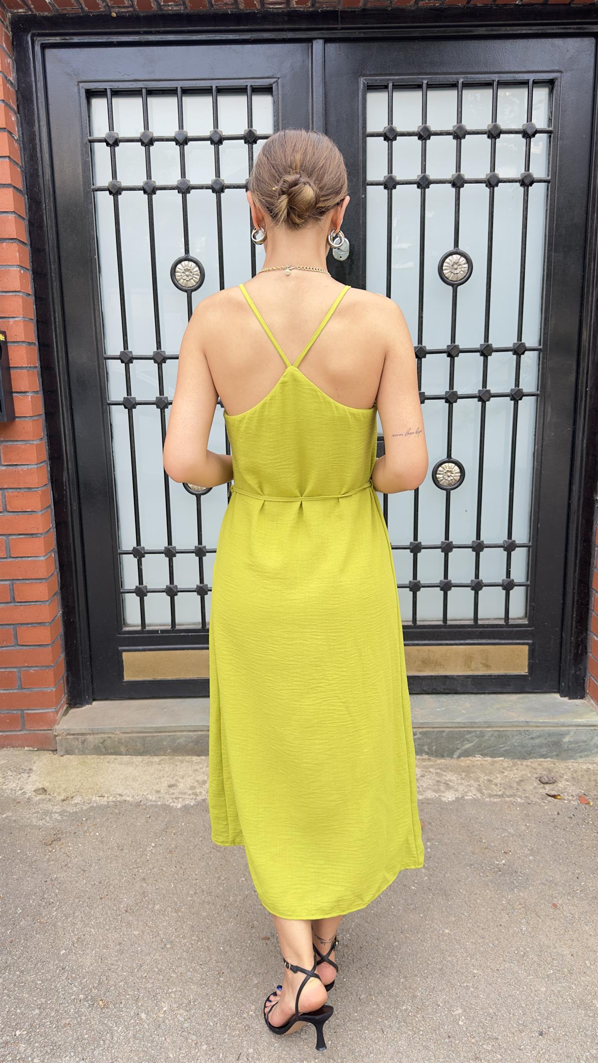 Orj Model Yeşil Halter Yaka Elbise 
