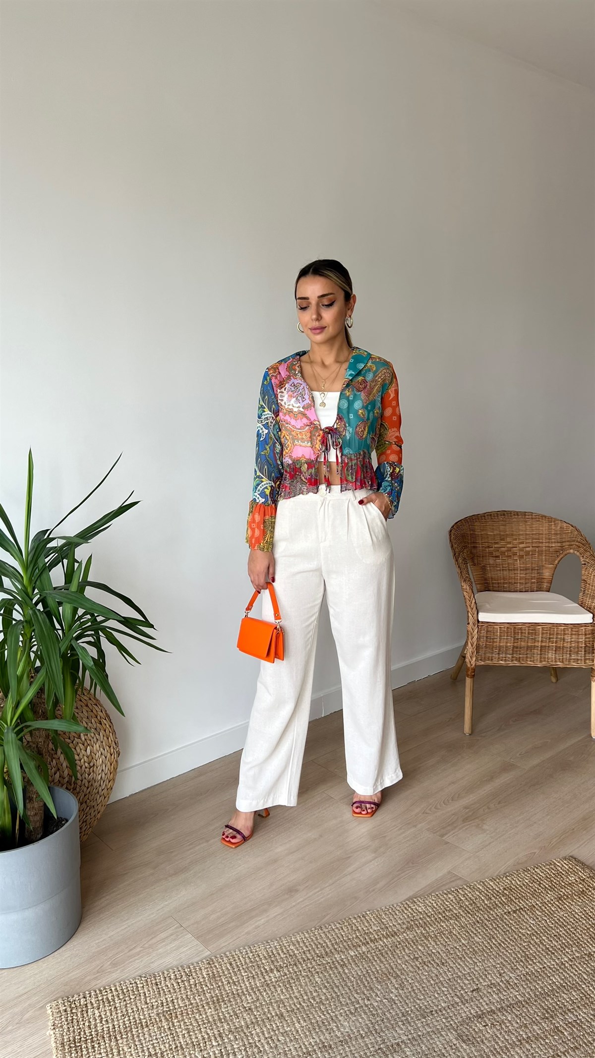 Zara Model Renkli Şifon Bluz