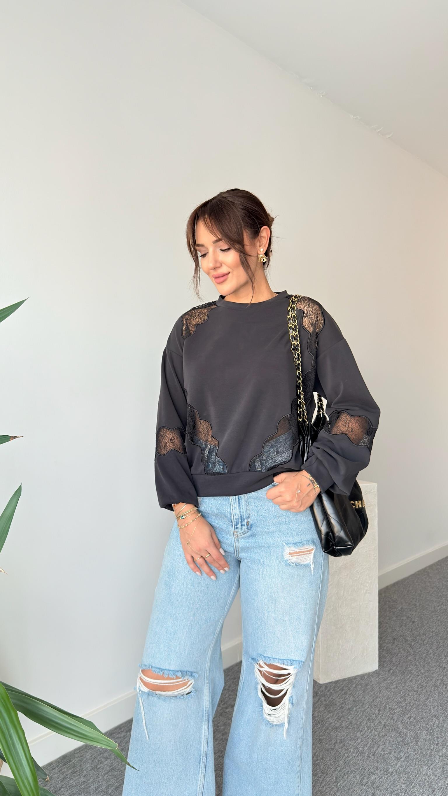 Siyah Dantel Detaylı Modal Sweat