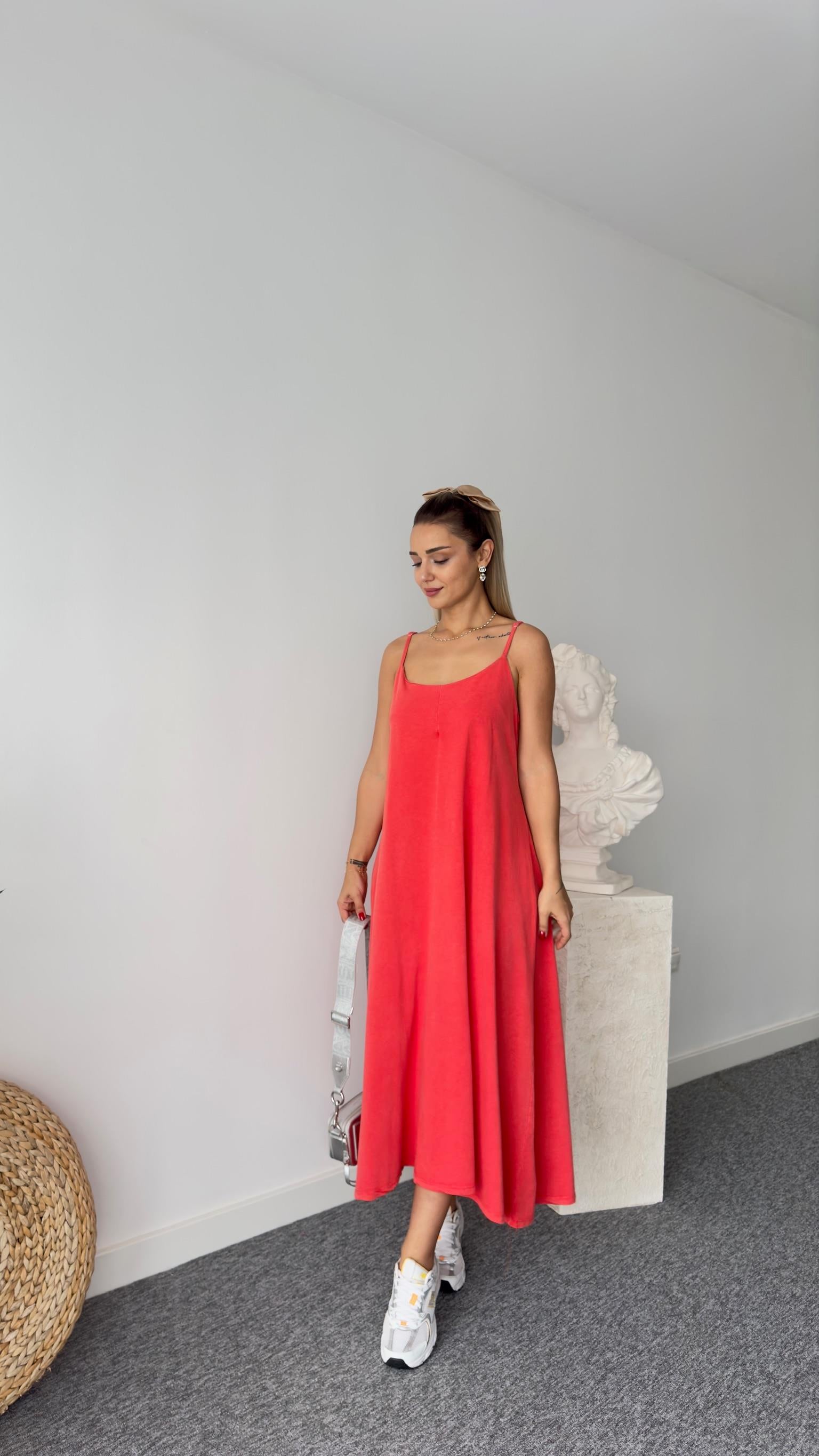 Polly Yıkamalı Kırmızı Askılı Elbise 