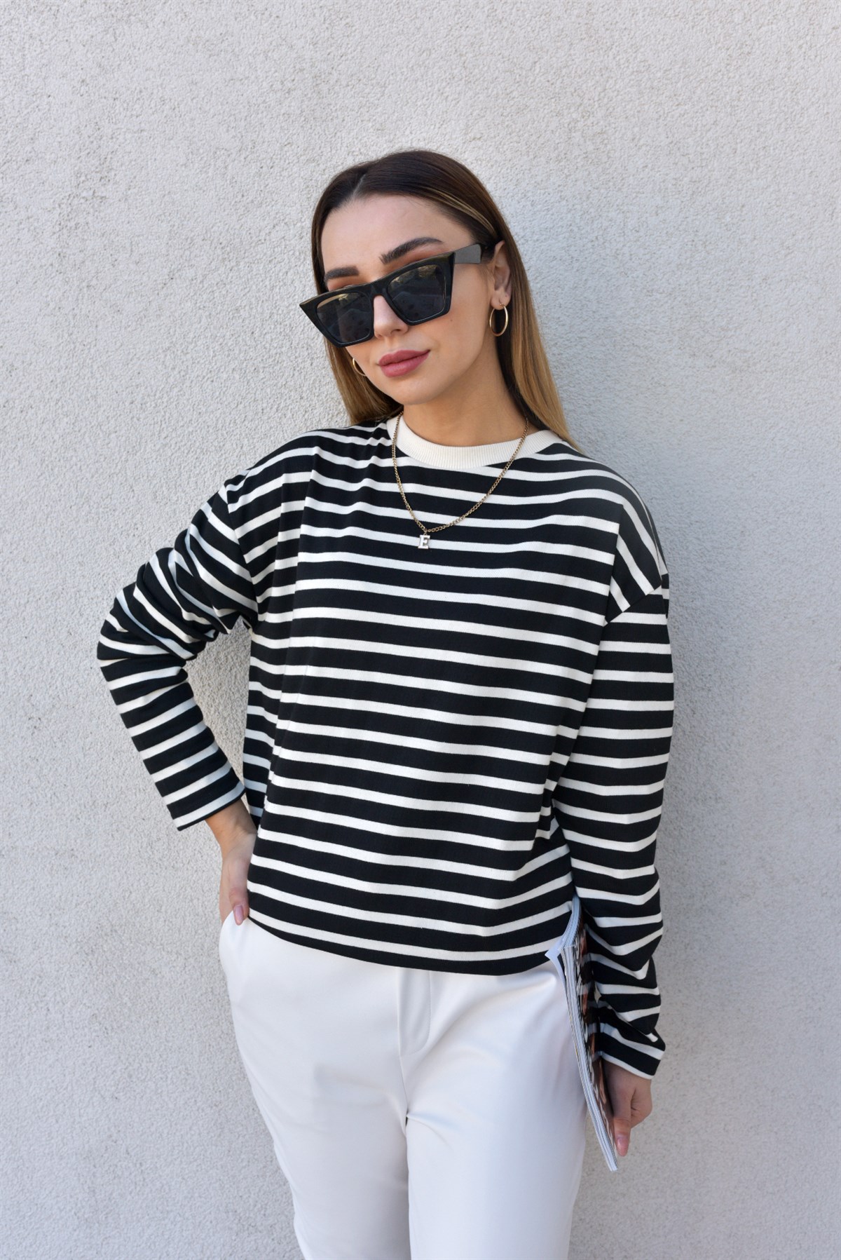 Çizgili Siyah Basic Sweat	