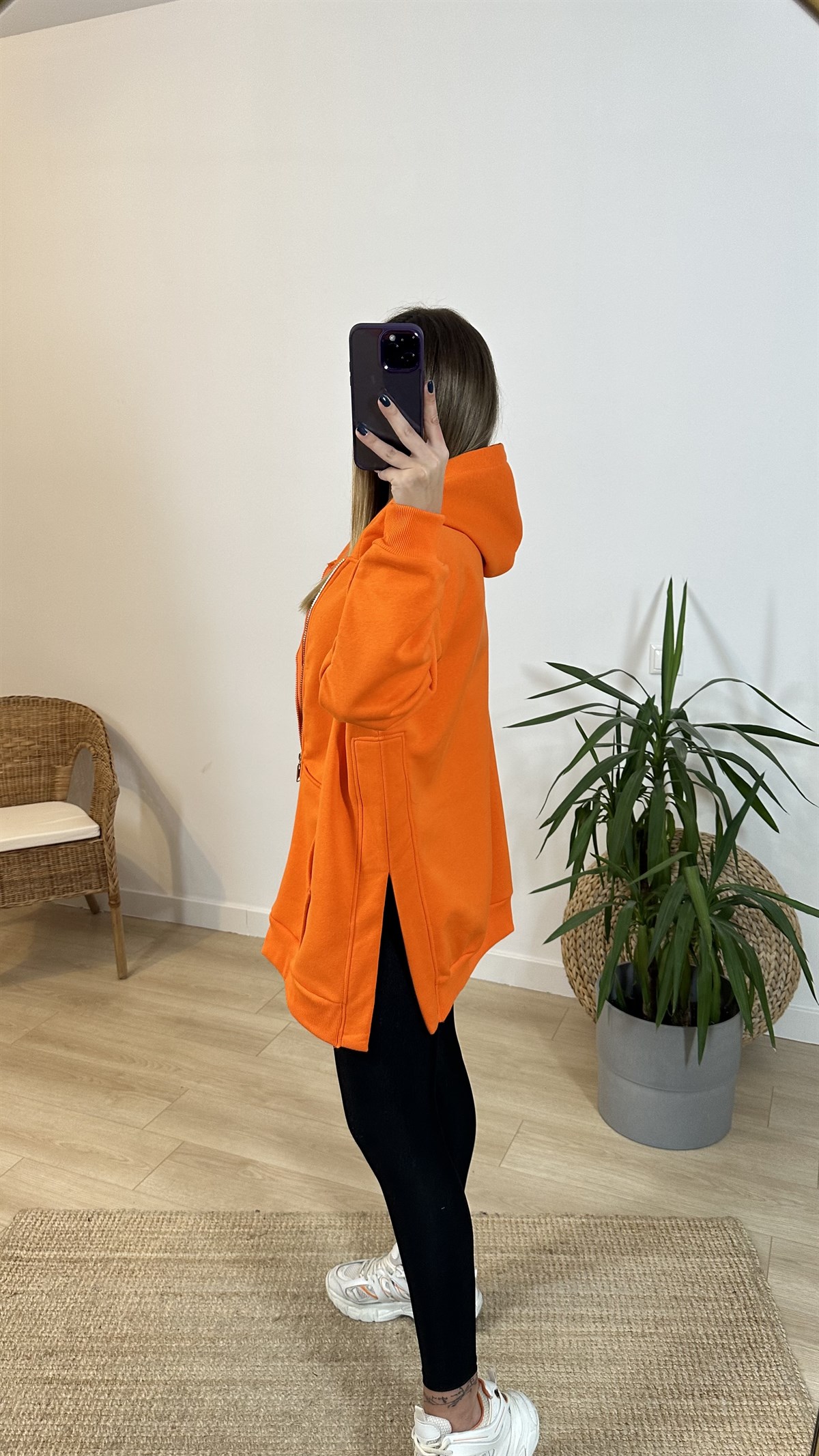 Şardonlu Yanları Yırtmaçlı Turuncu Sweatshirt