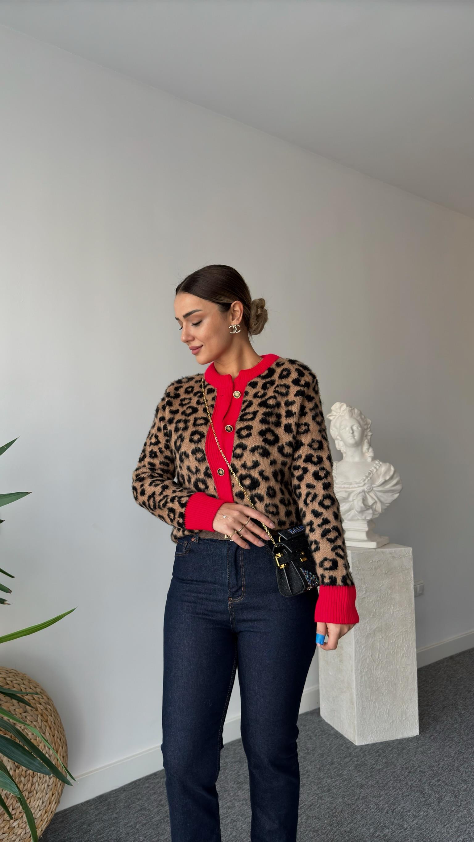 Mateo Kırmızı Şeritli Leopar Hırka