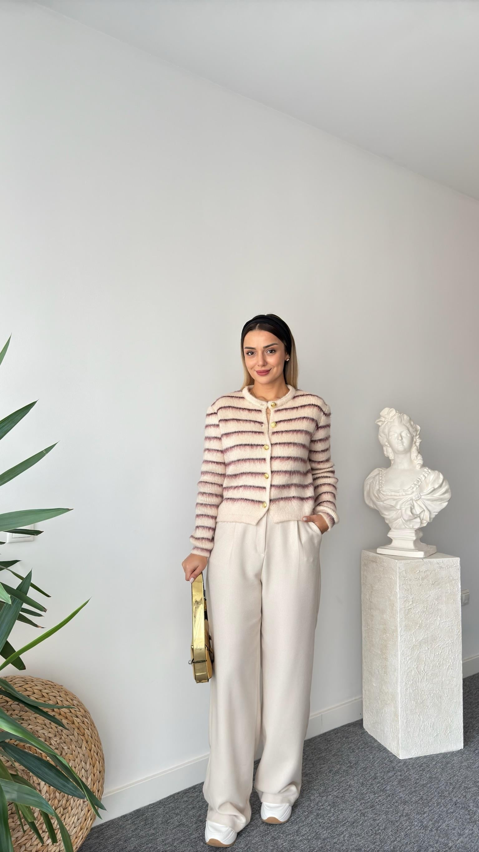 Lana Şardonlu İnce Çizgili Hırka