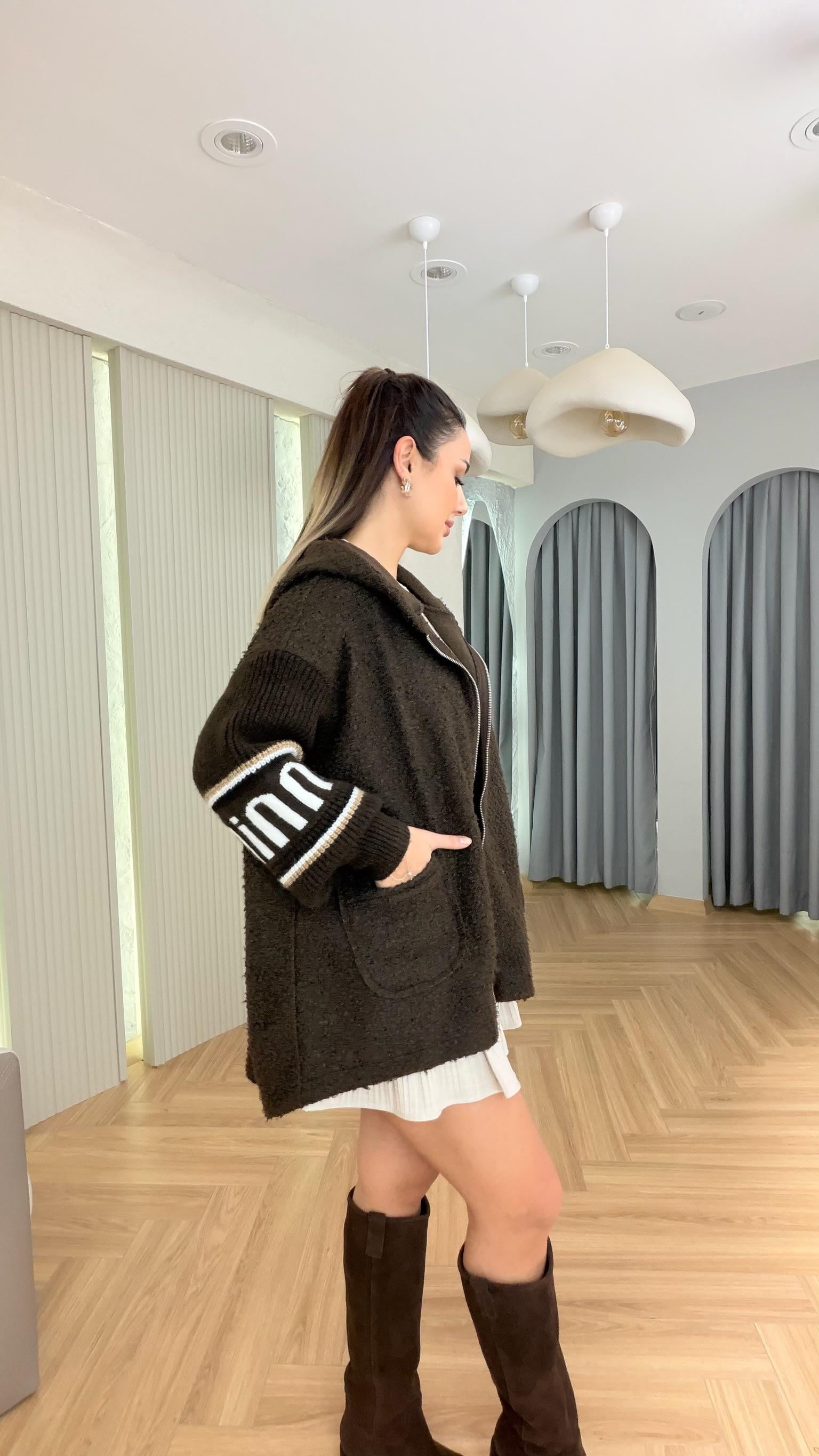 Kahve Kol Triko Detaylı Buklet Ceket