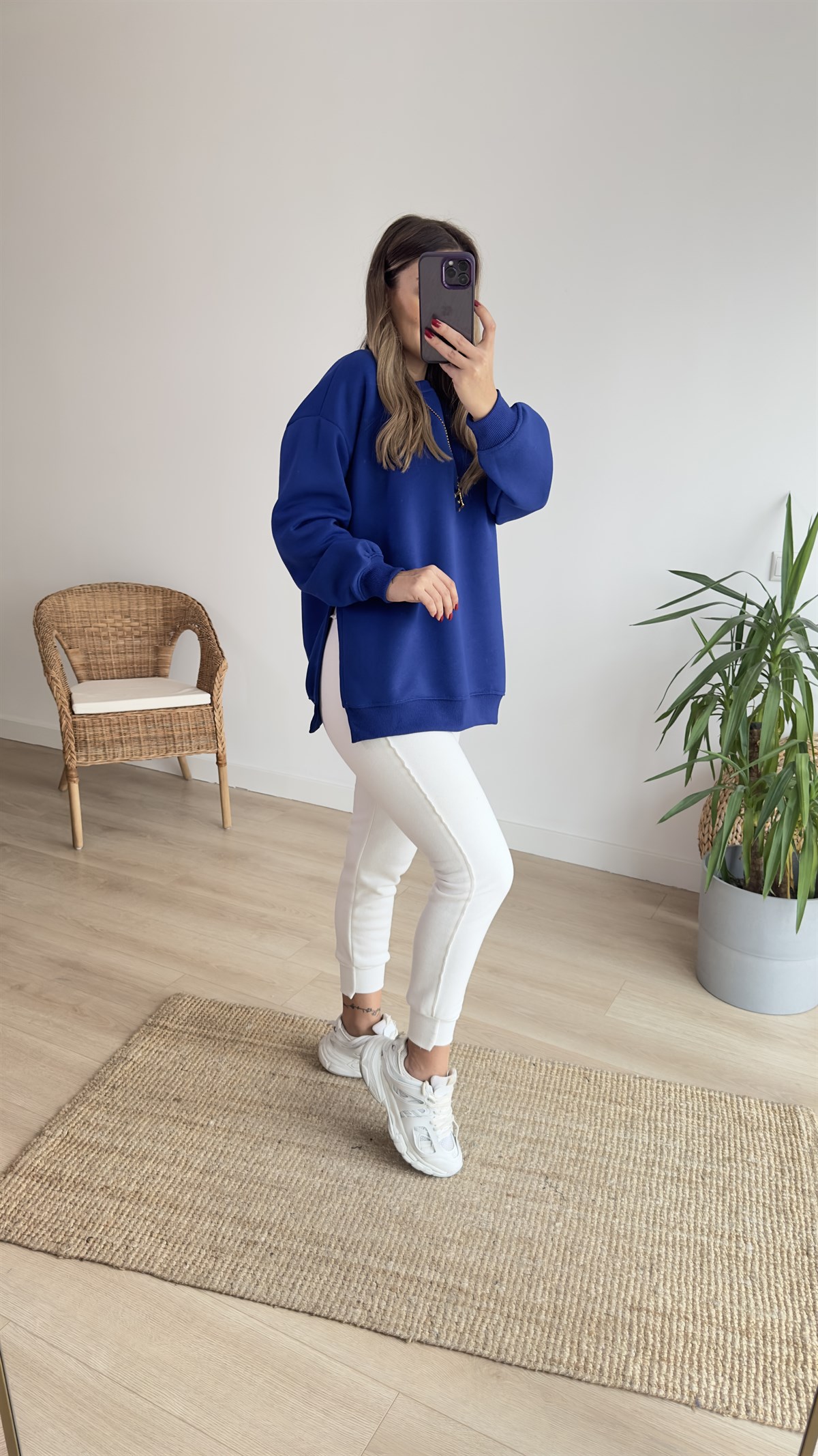 Yanları Yırtmaçlı Mavi Basic Sweat