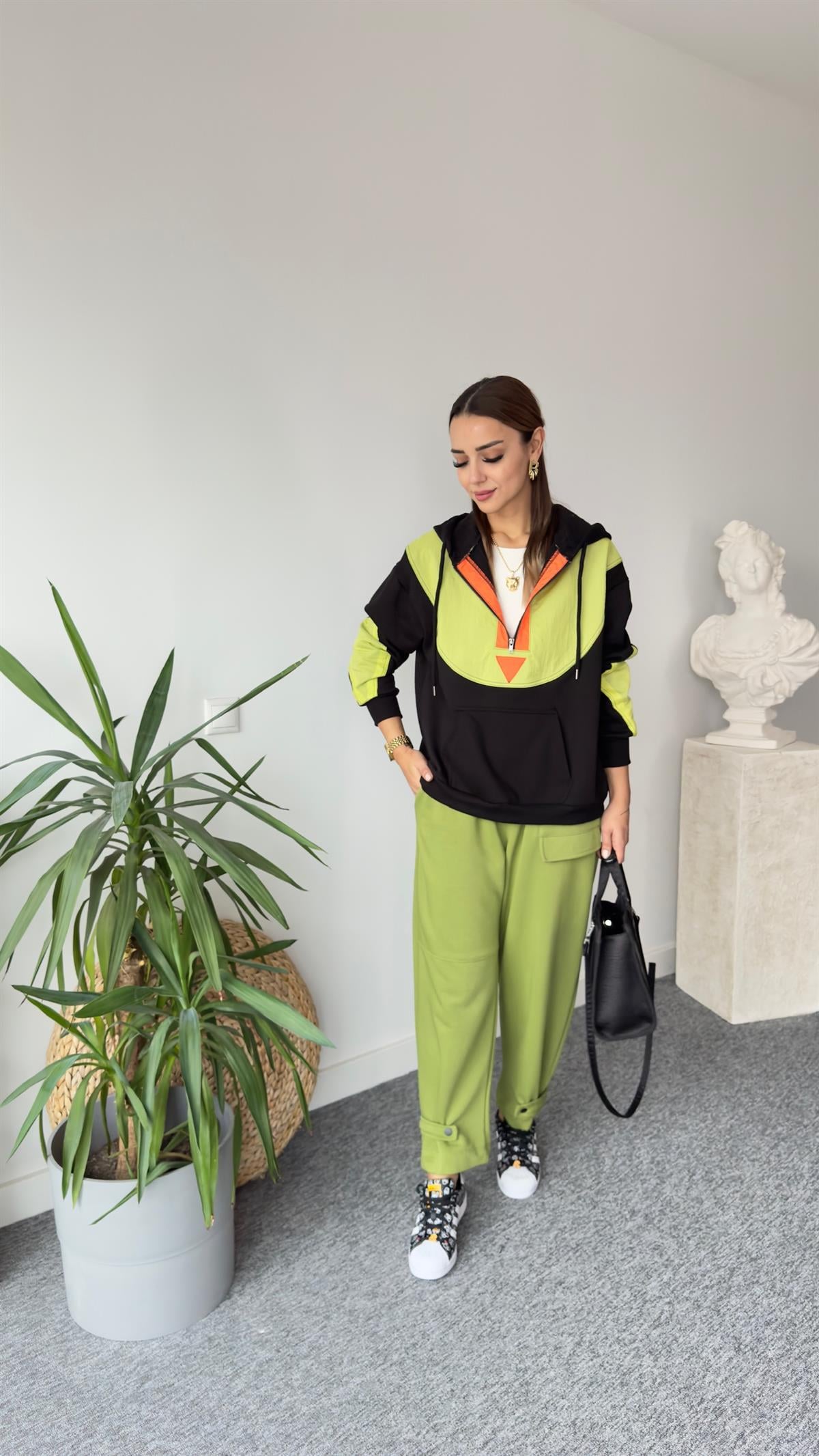 Flat Yarım Fermuar Yeşil Detay Sweat