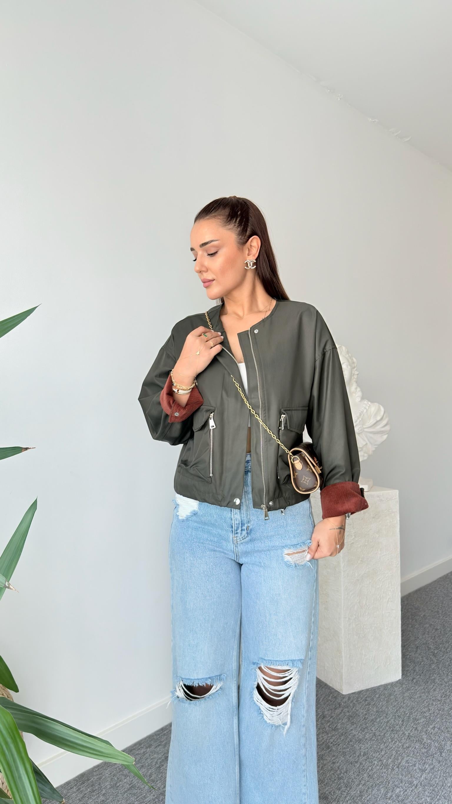 Haki Kadife Detaylı Çıtçıtlı Zra Ceket