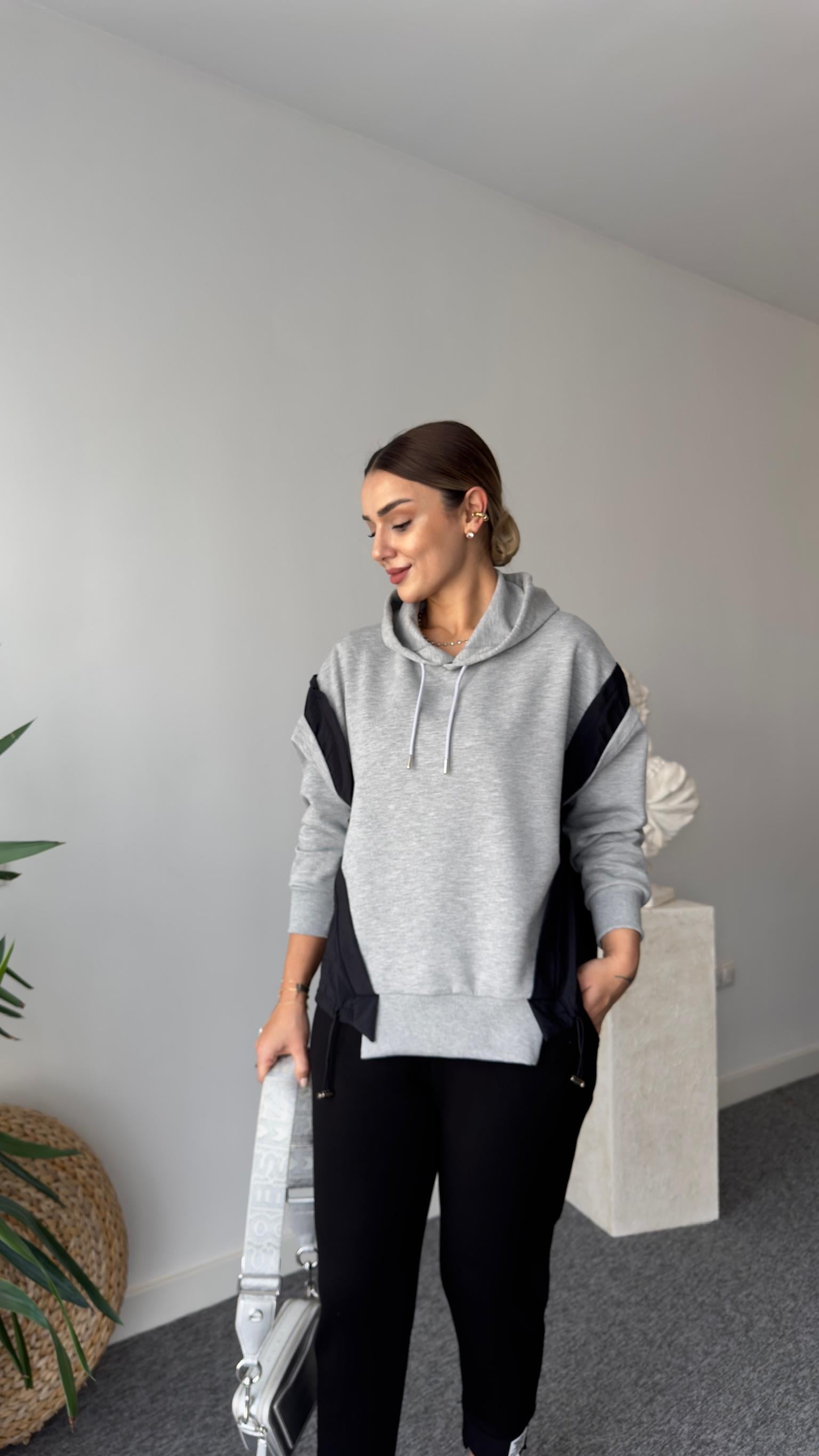 Fayra Siyah Paraşüt Detaylı Gri Sweatshirt