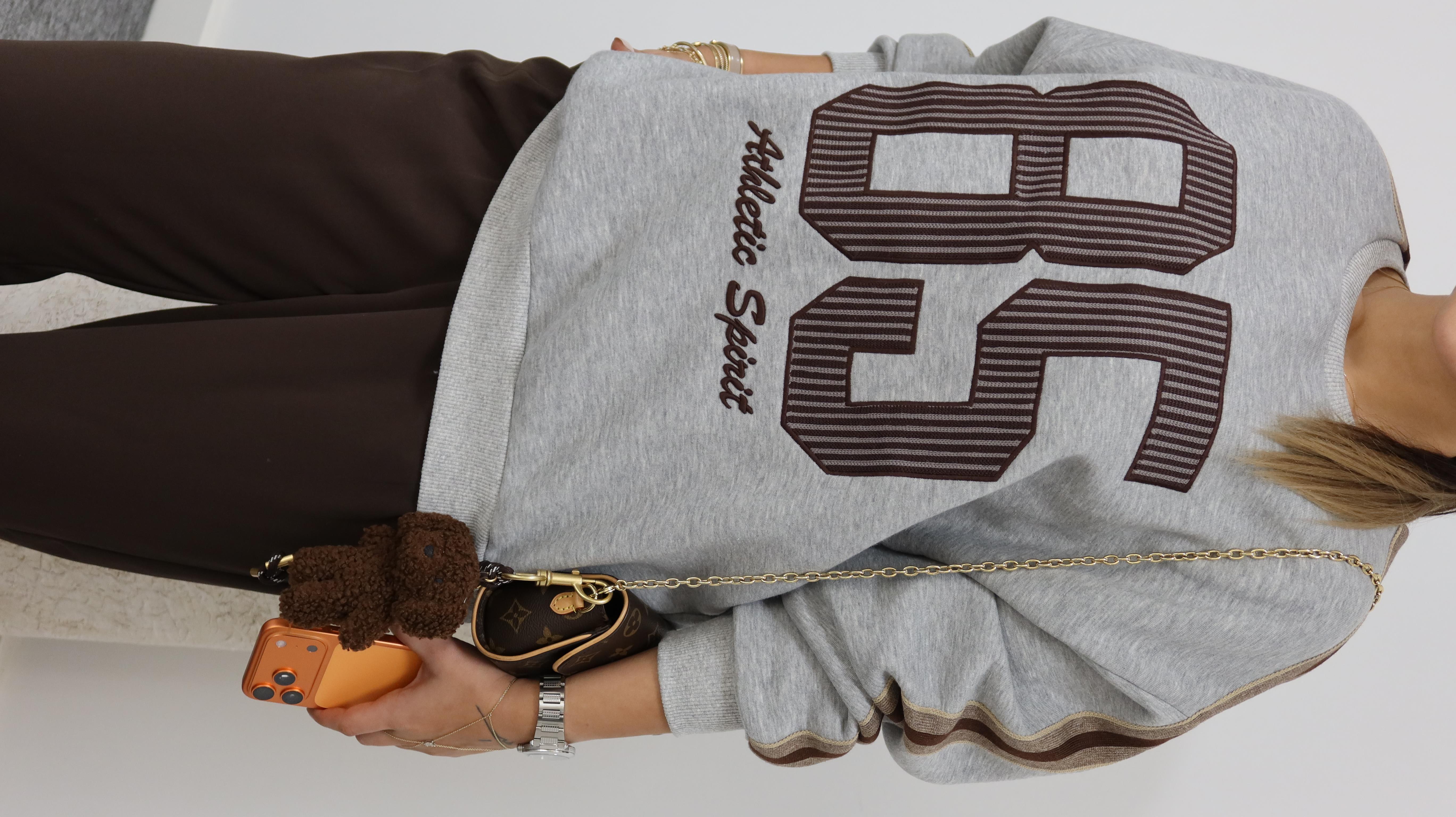 85 Yazılı Kollar Şerit Detaylı Gri Sweatshirt