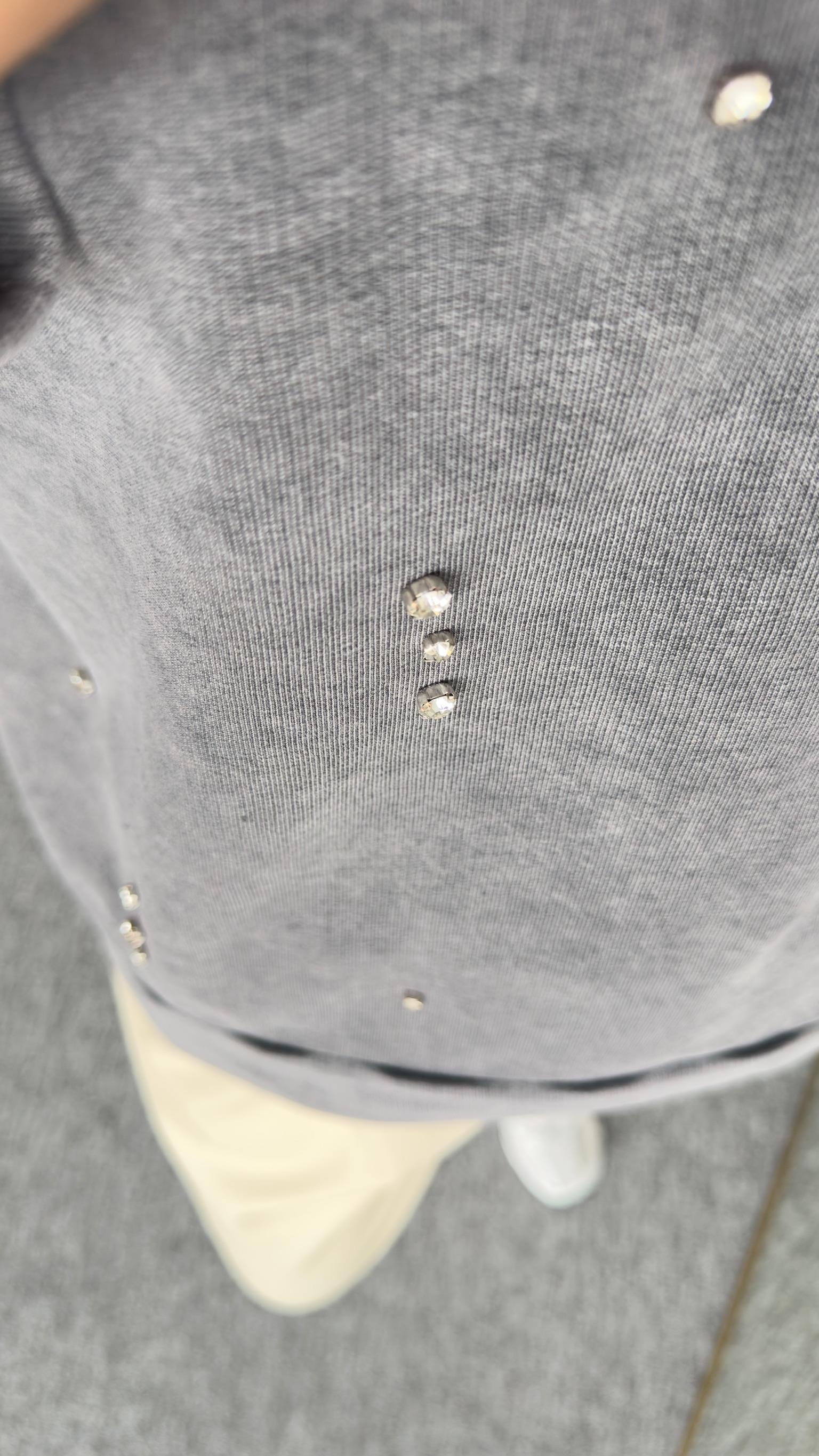 Orj Model Taş Detay Yıkamalı Sweat