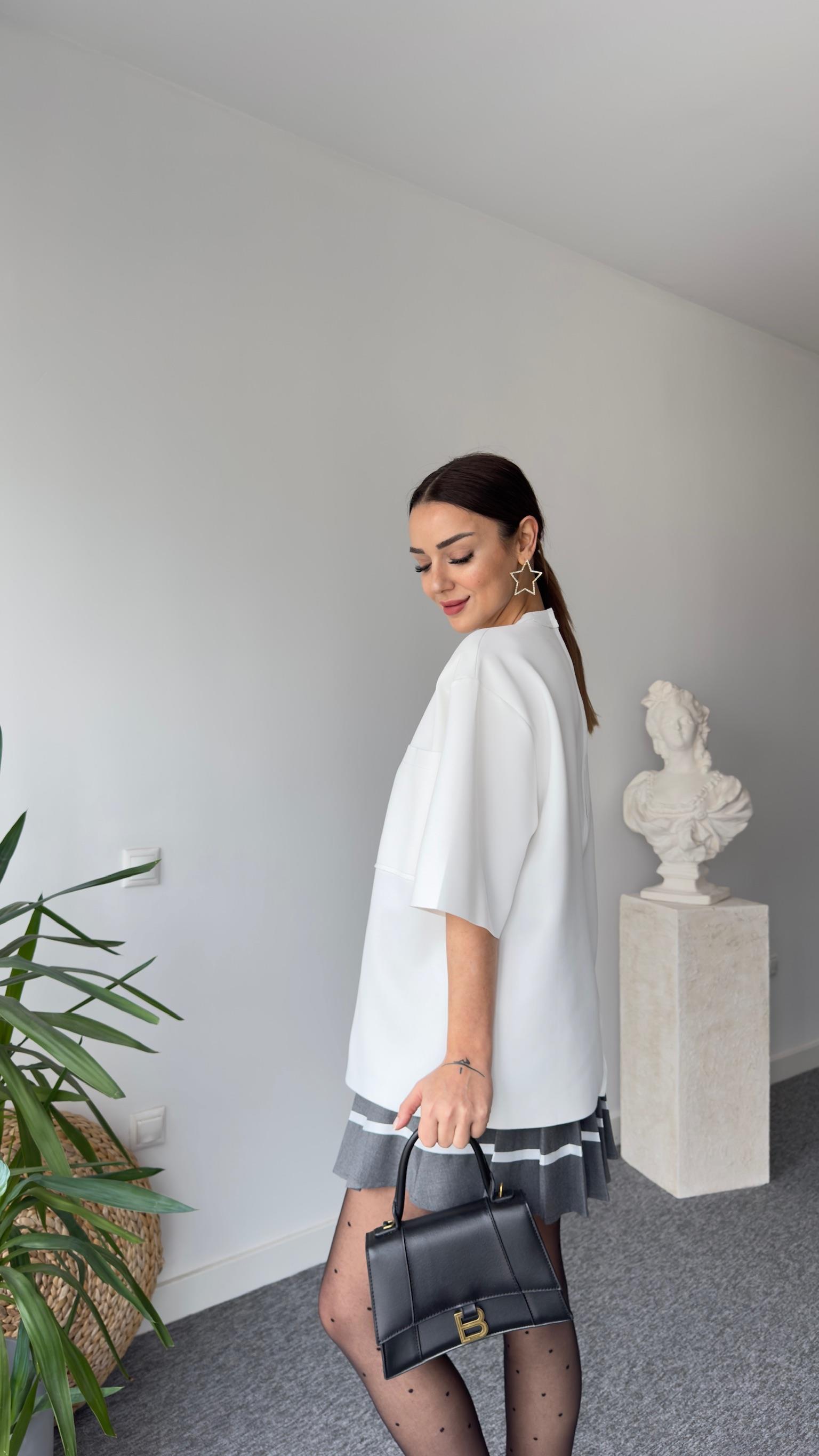 Sırt Fermuarlı Zra Model Vatkalı Beyaz Bluz