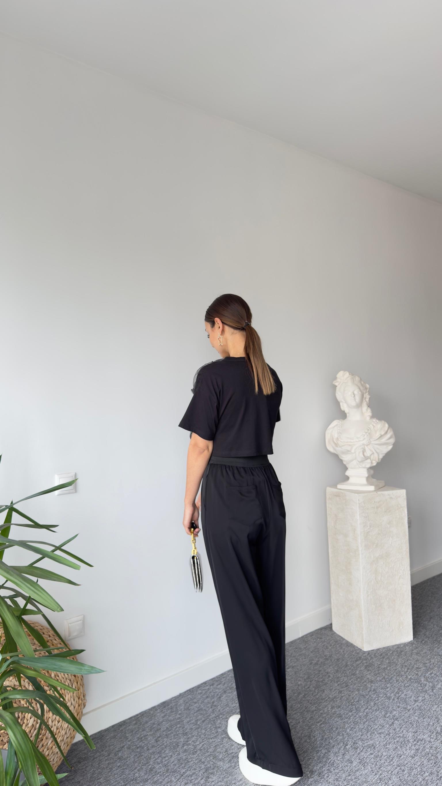 Jesica Lastik Etiket Detaylı Siyah Pantolon