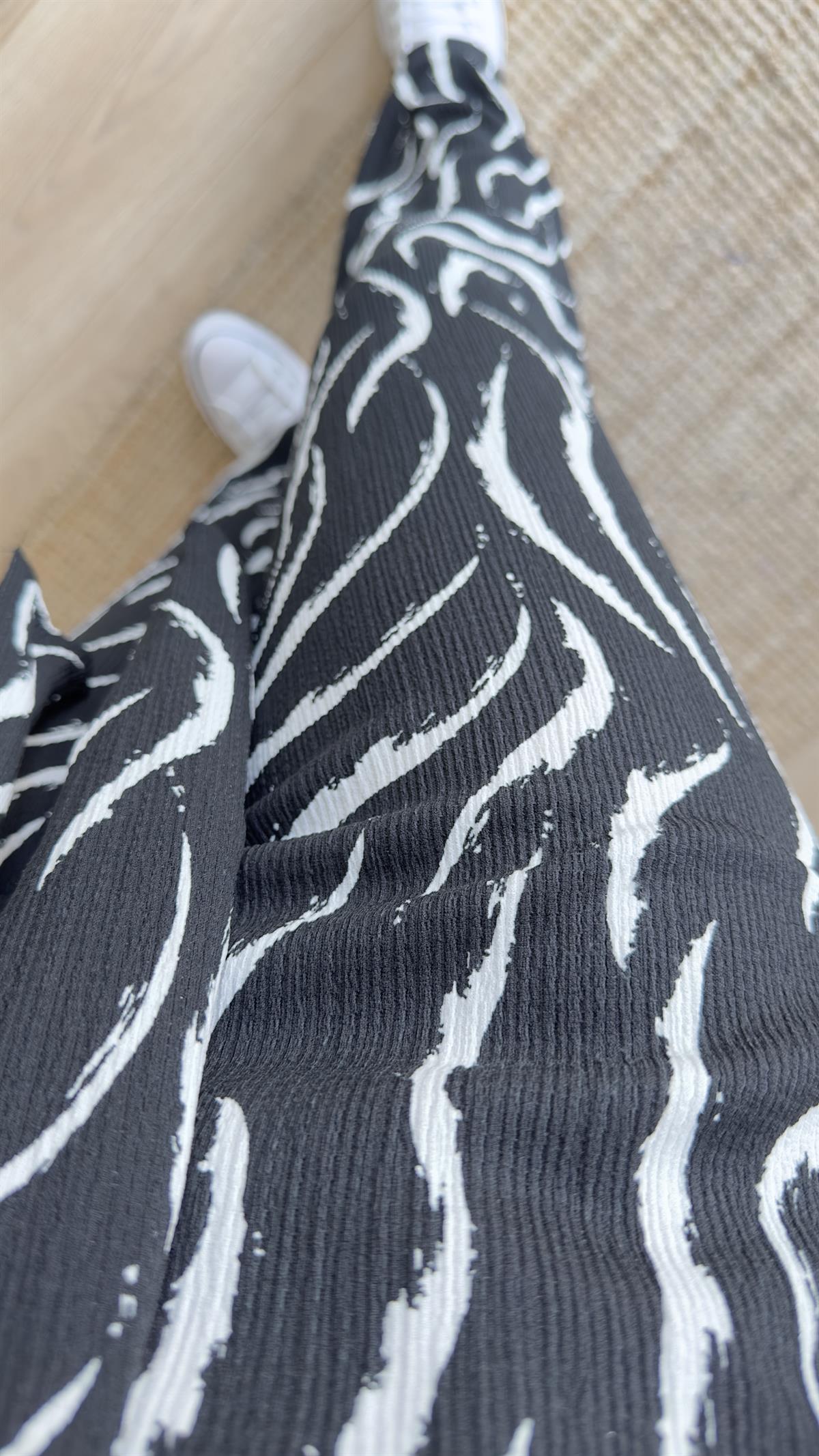 Meus Zebra Desenli Tulum