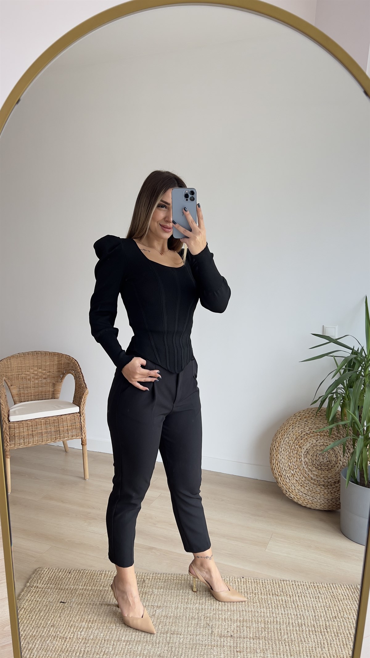 Şeritli Siyah Triko