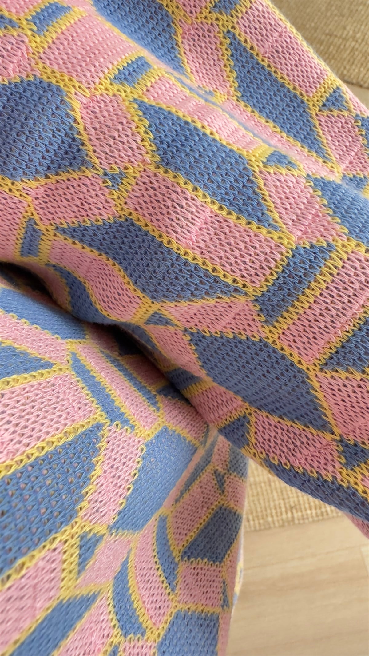 Geometrik Desen Yarım Fermuar Pembe Triko