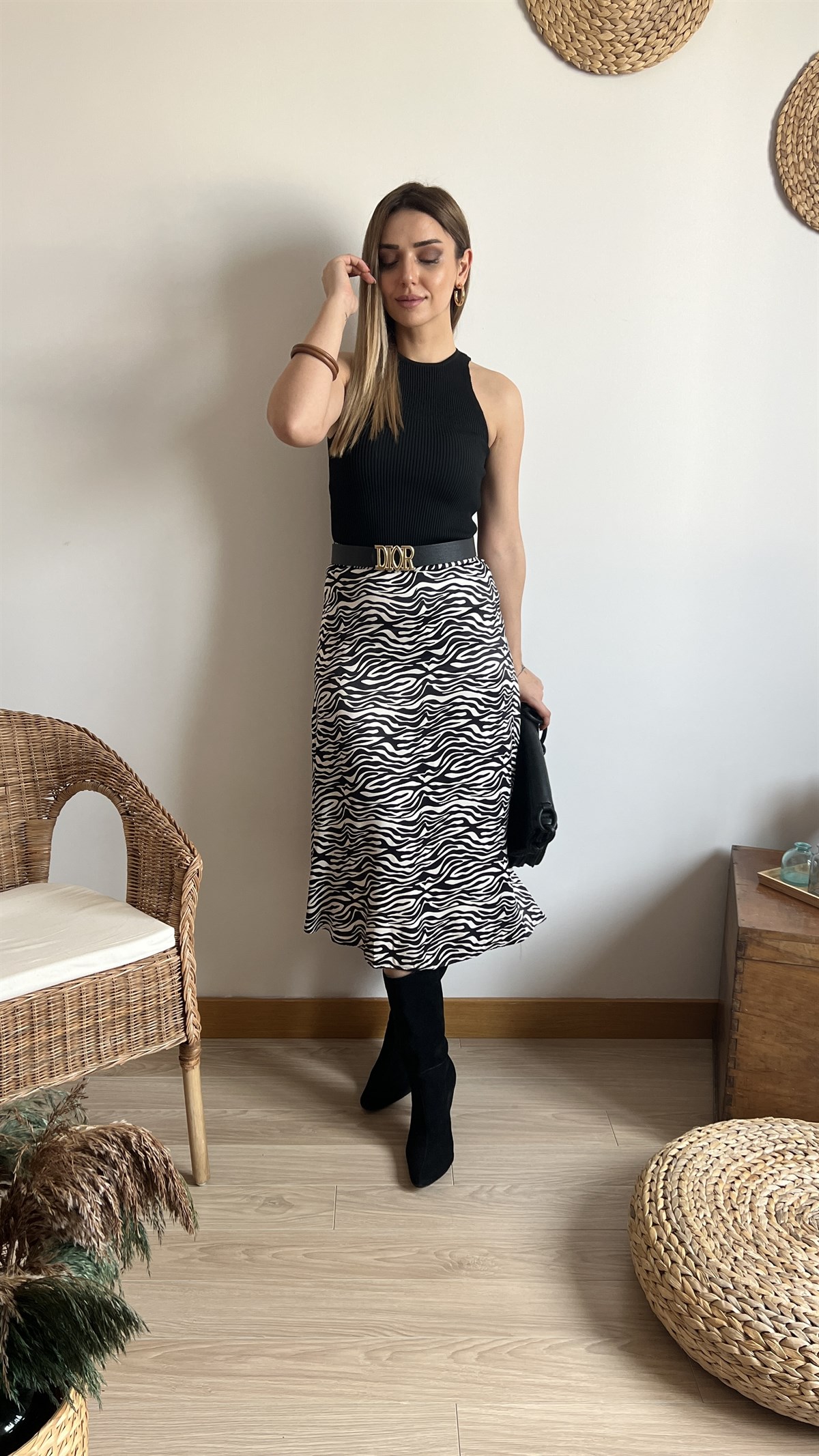 Zebra Desenli Saten Etek