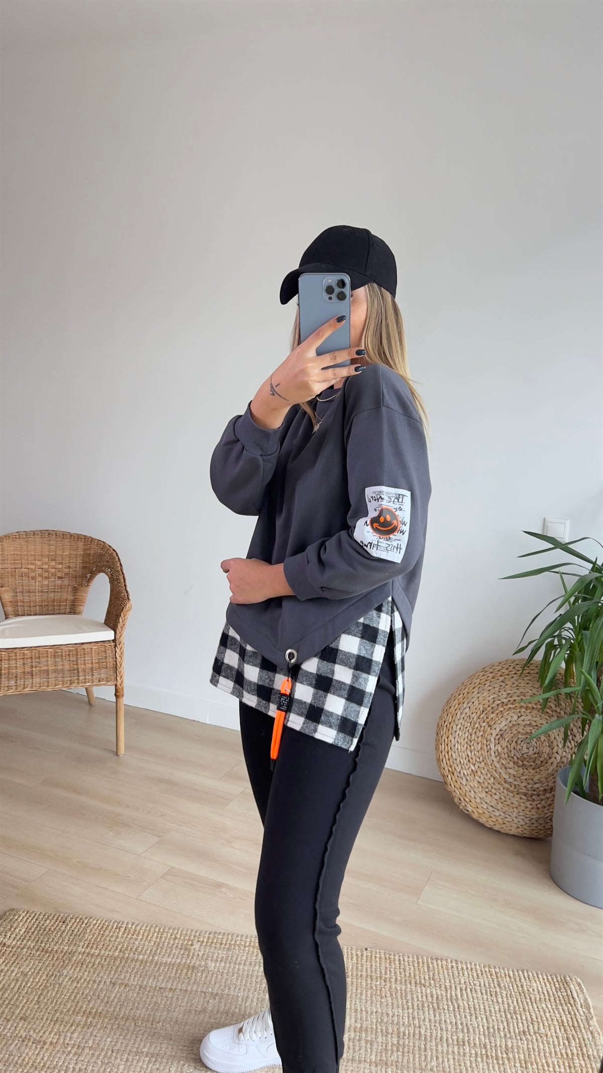 Ekose Detaylı Tasarım Antrasit Sweatshirt