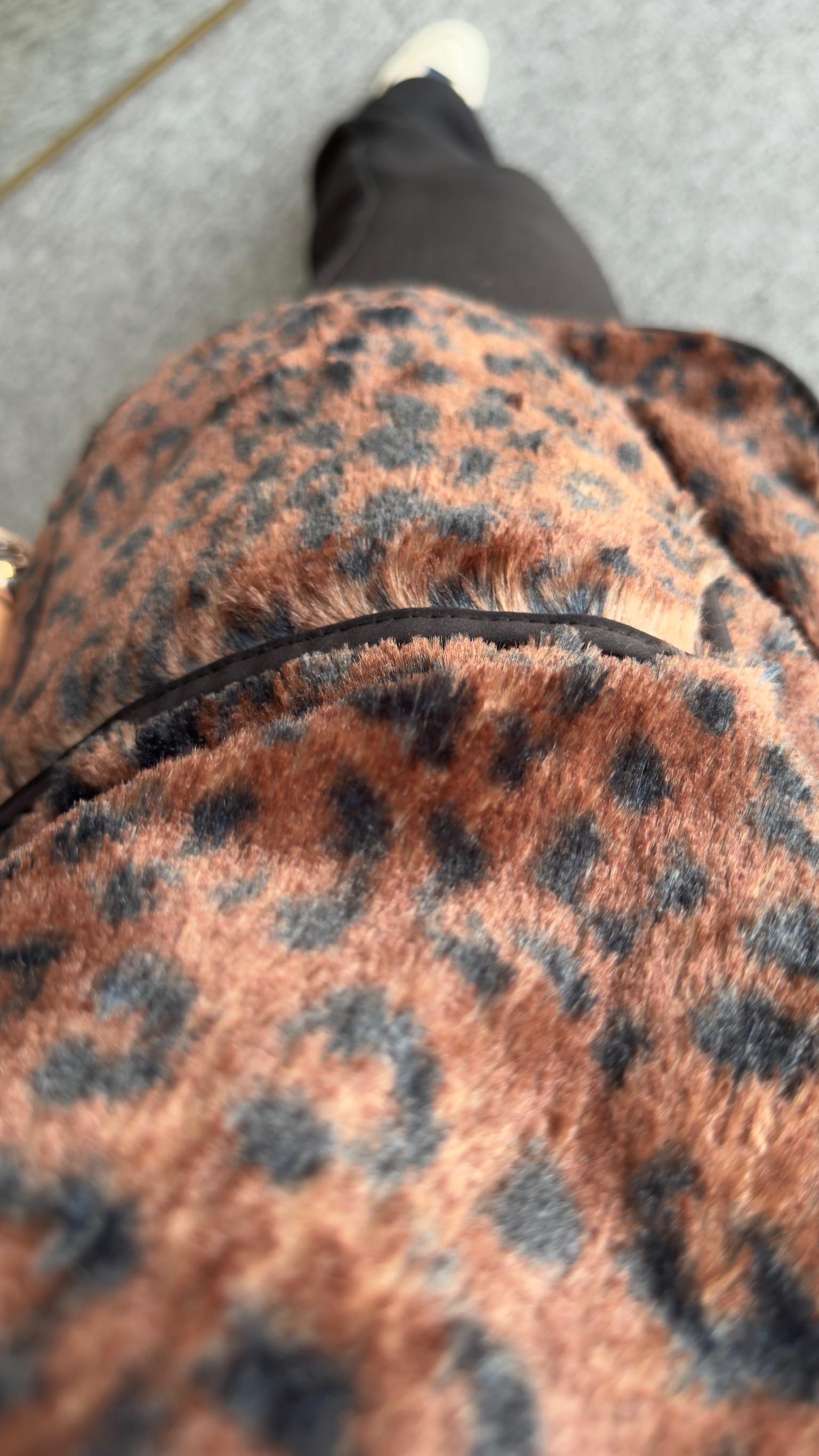 Milika Astarlı Peluş Leopar Mont