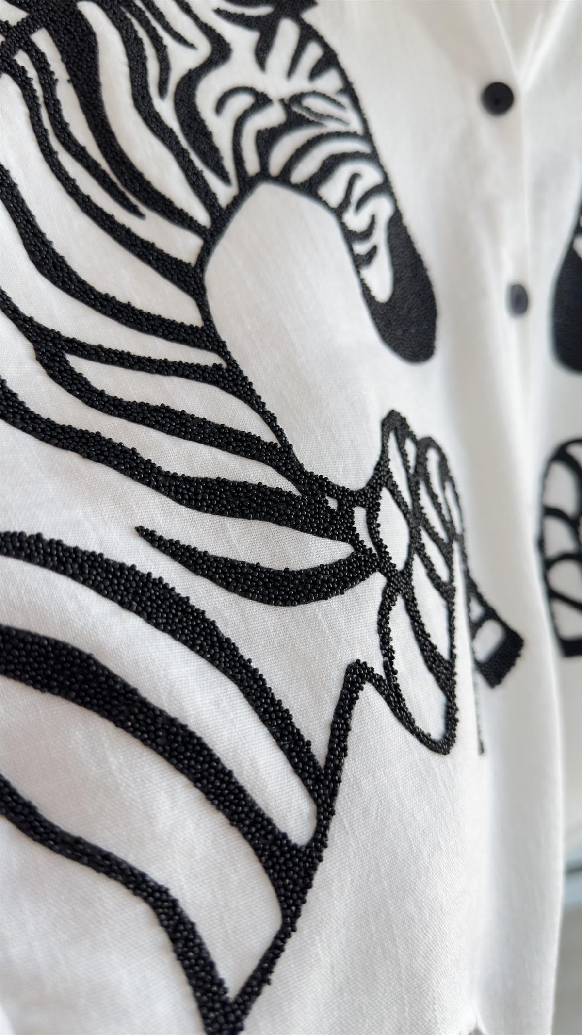 Zebra İşlemeli Keten Gömlek