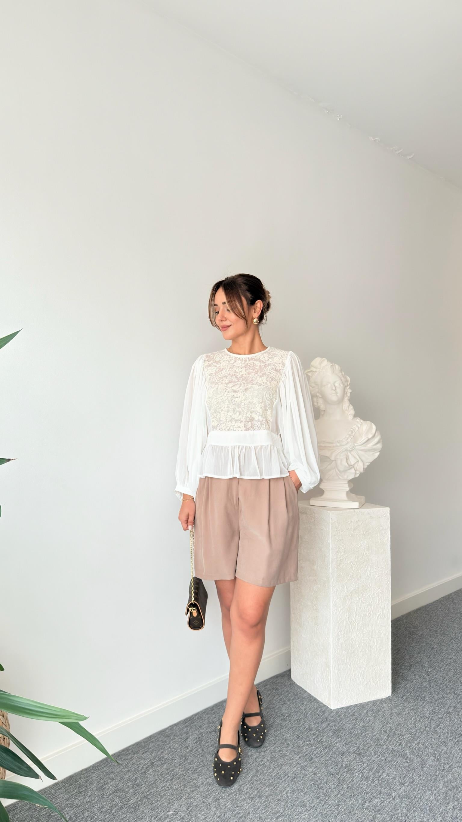 Dantelli Zra Model Şifon Bluz