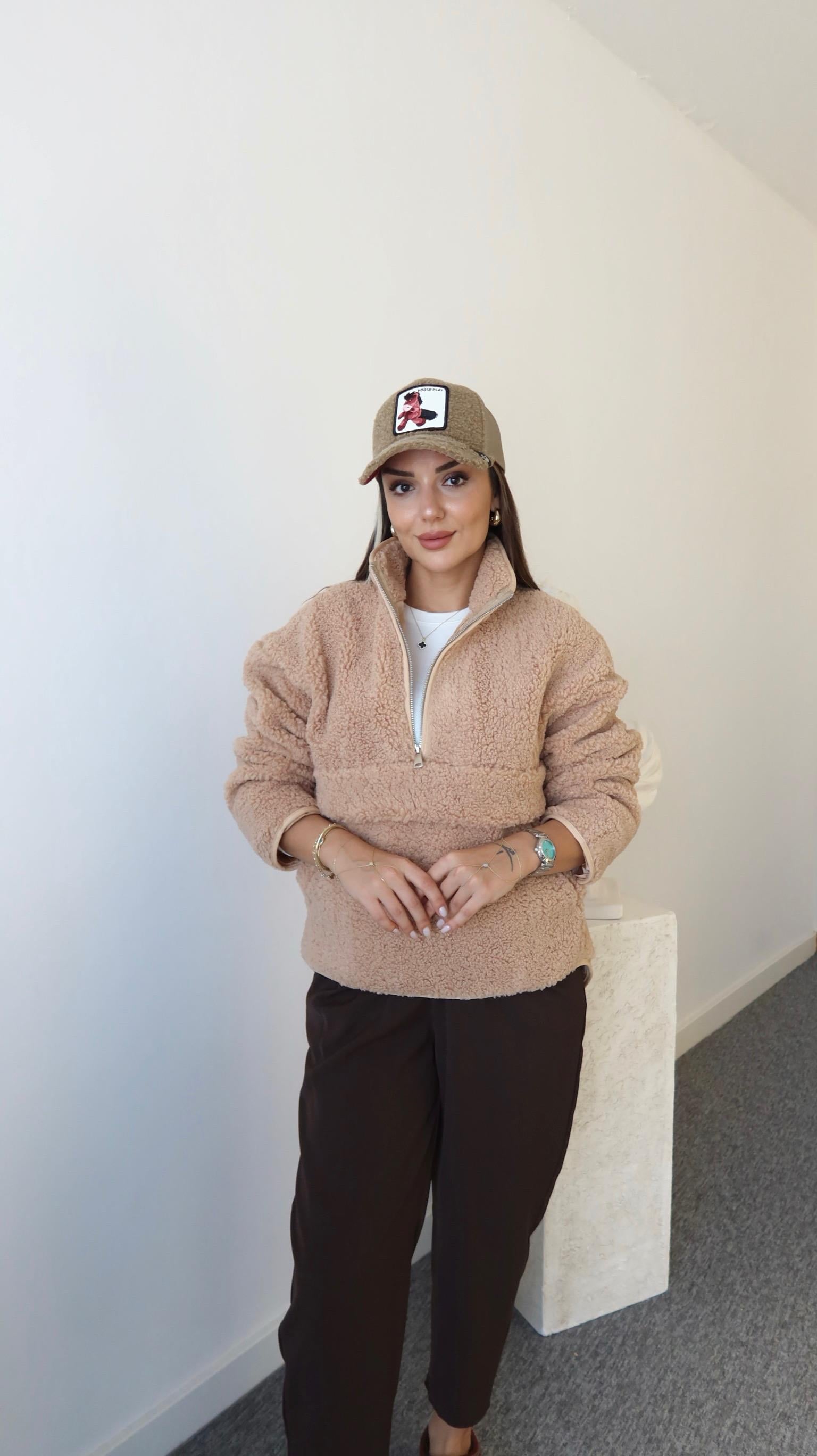 Bej Yarım Fermuarlı Teddy Sweatshirt