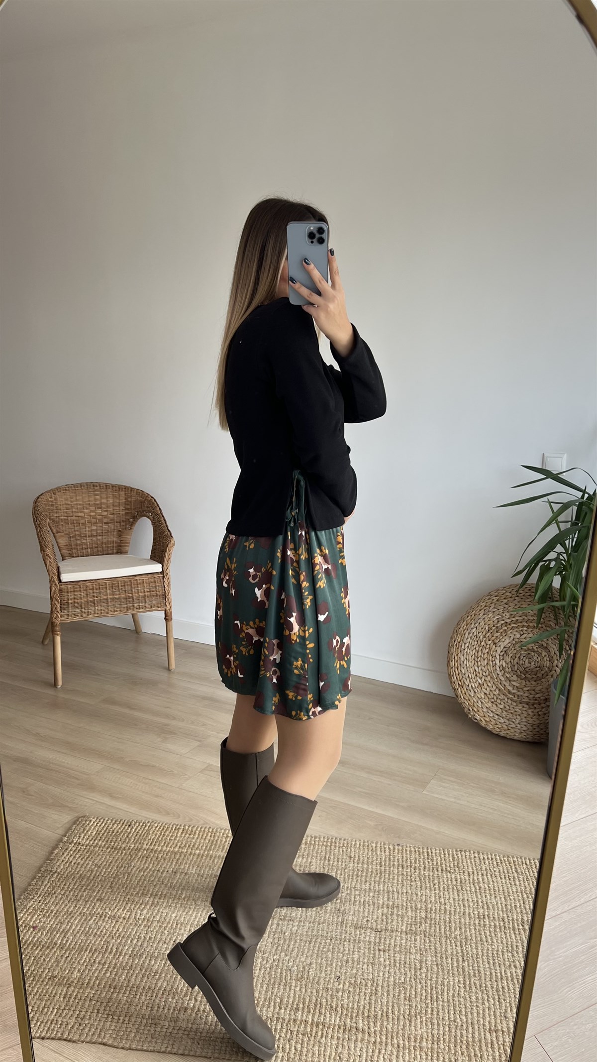 Yeşil Saten Detaylı Triko Elbise 