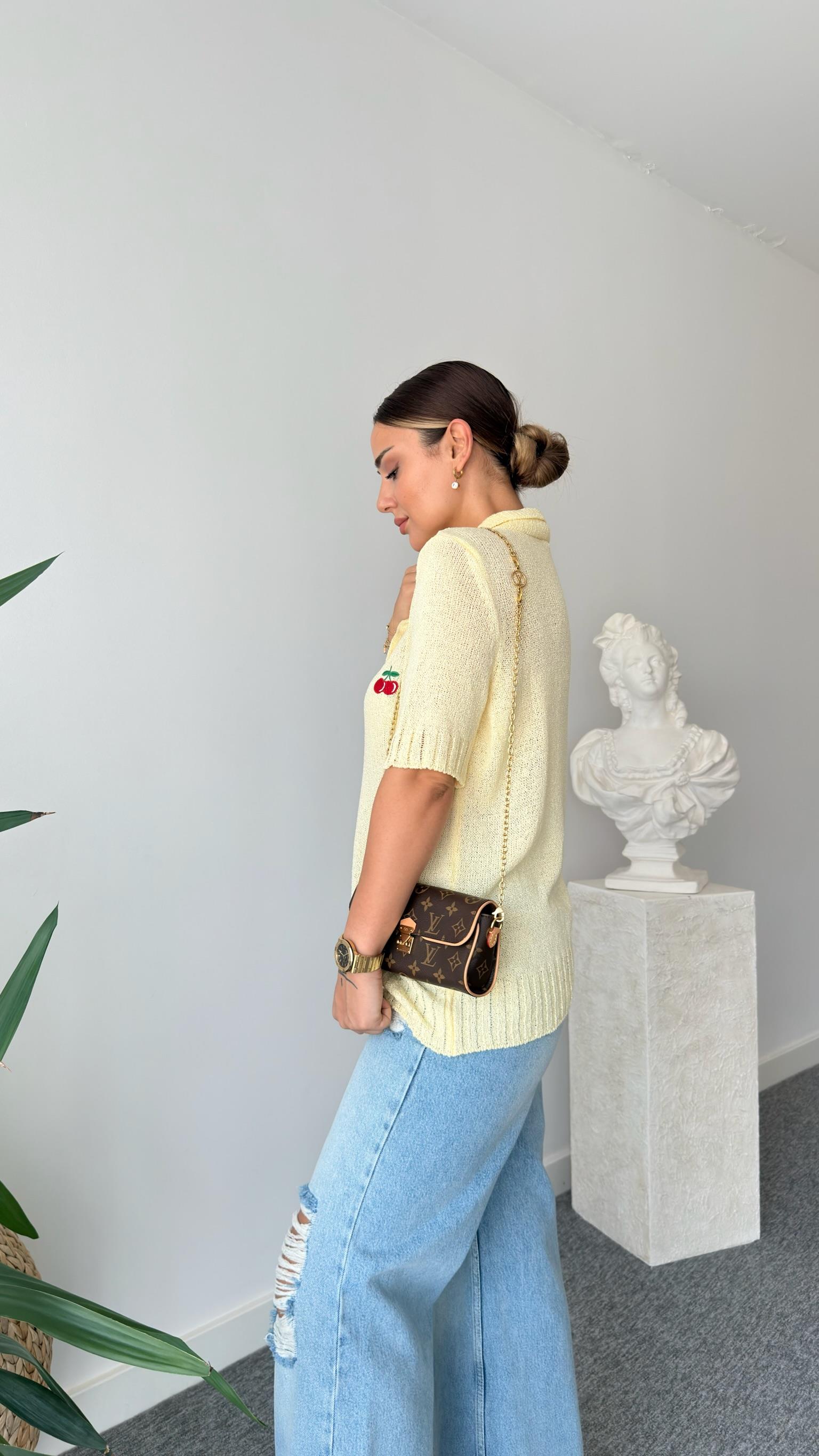 Sarı Kiraz Detaylı Triko Bluz