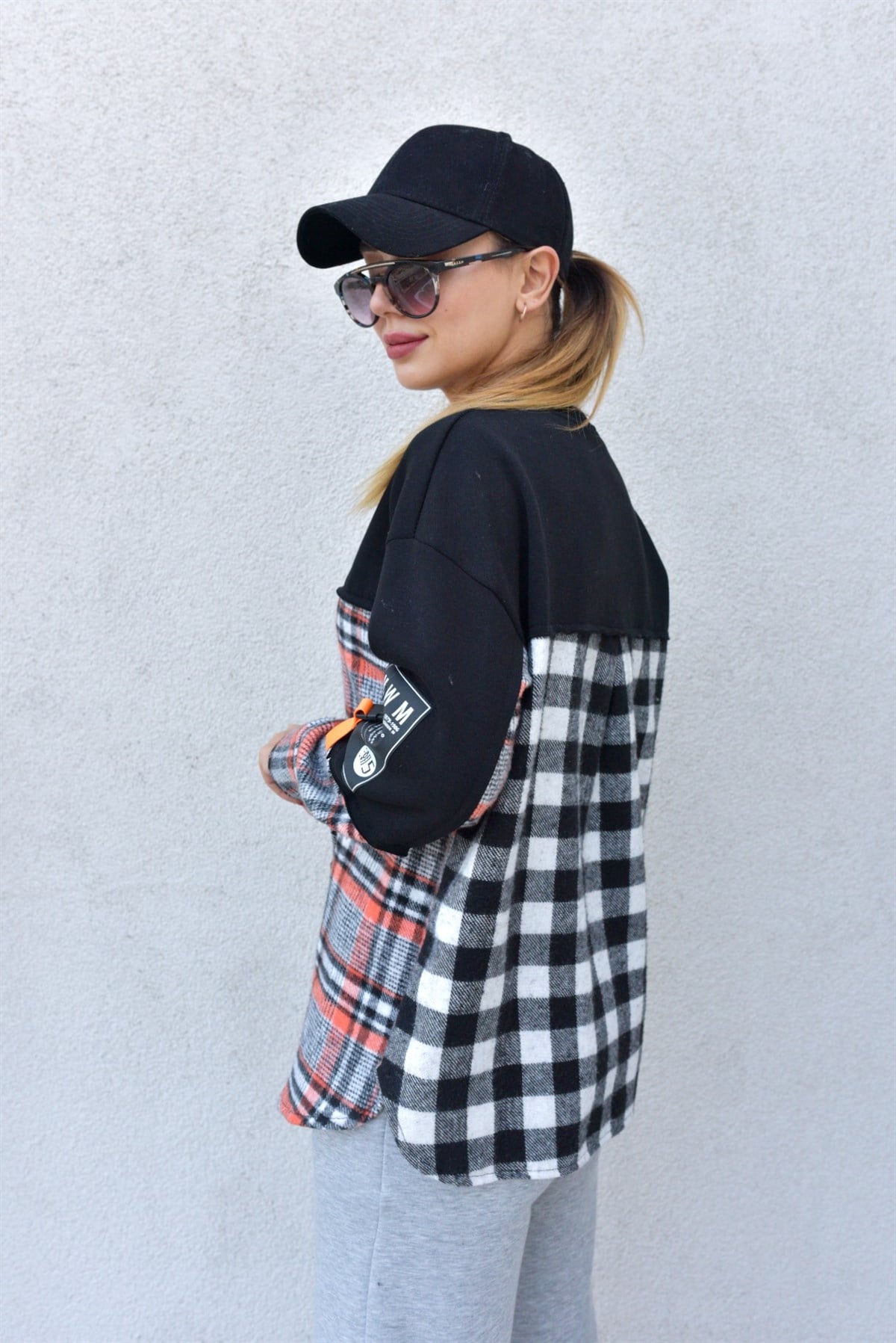 Ekose Garnili Siyah Sweatshirt