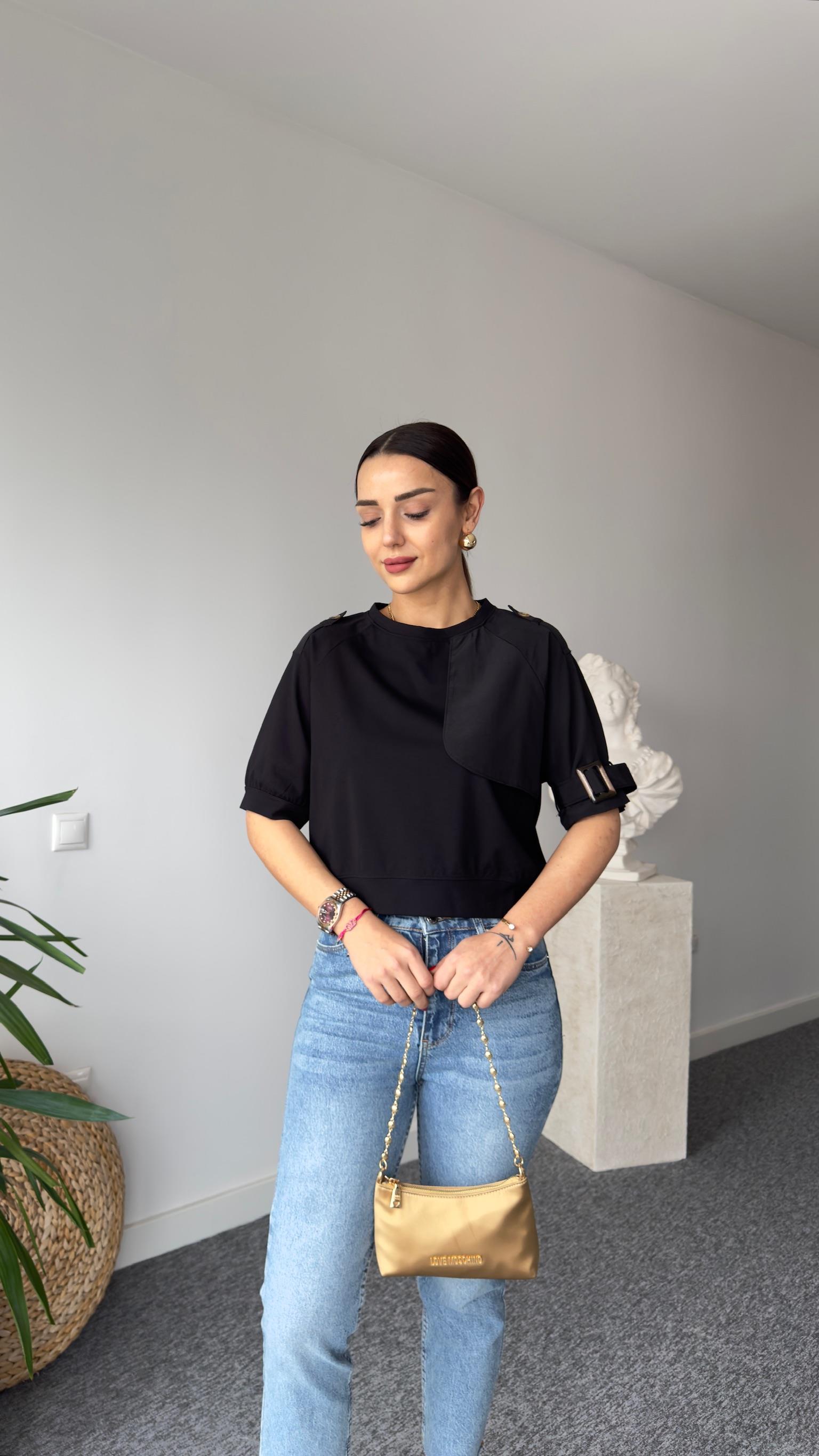 Perla Poplin Detaylı Siyah Tshirt
