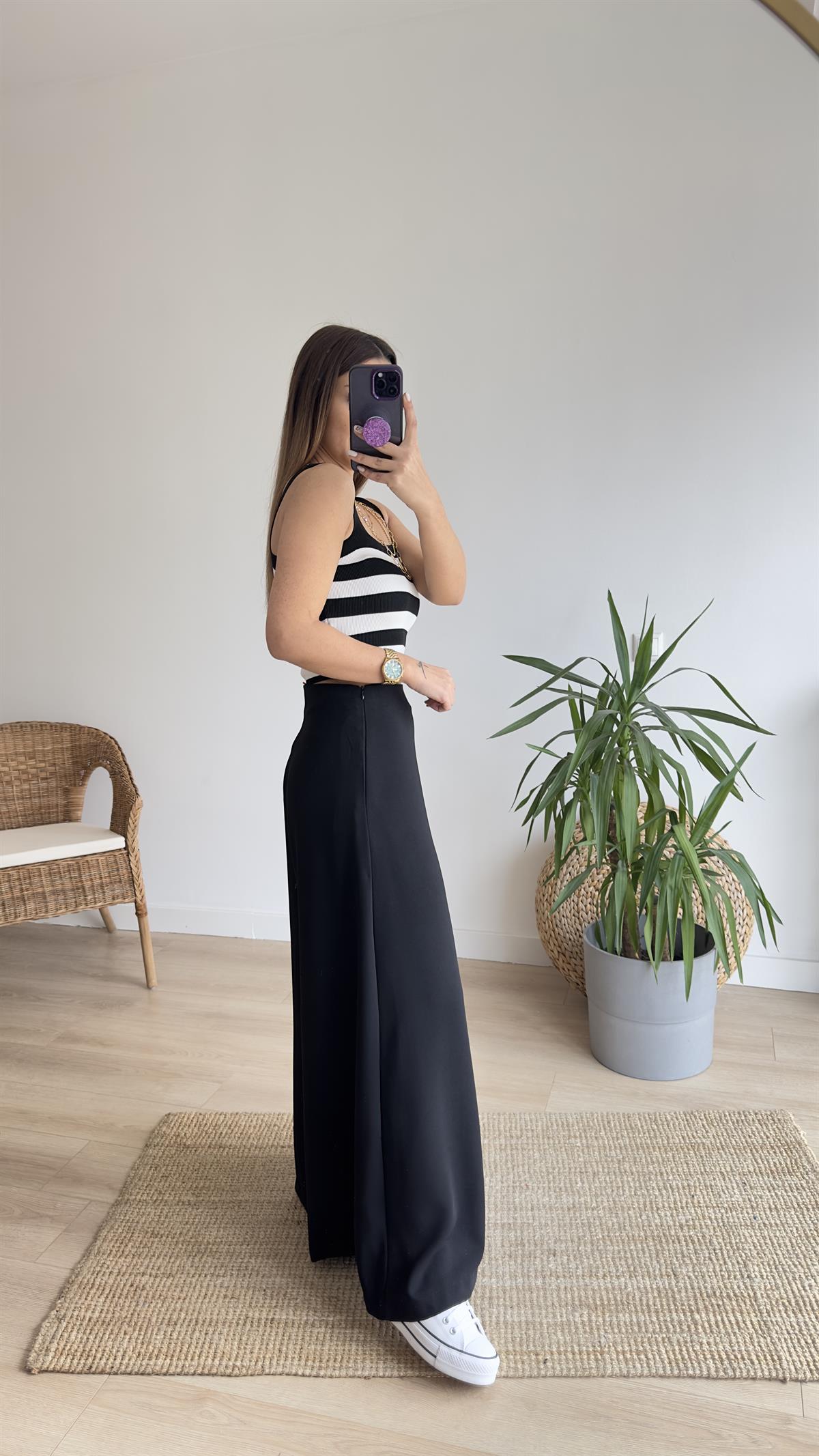 Bol Paça Siyah Pantolon