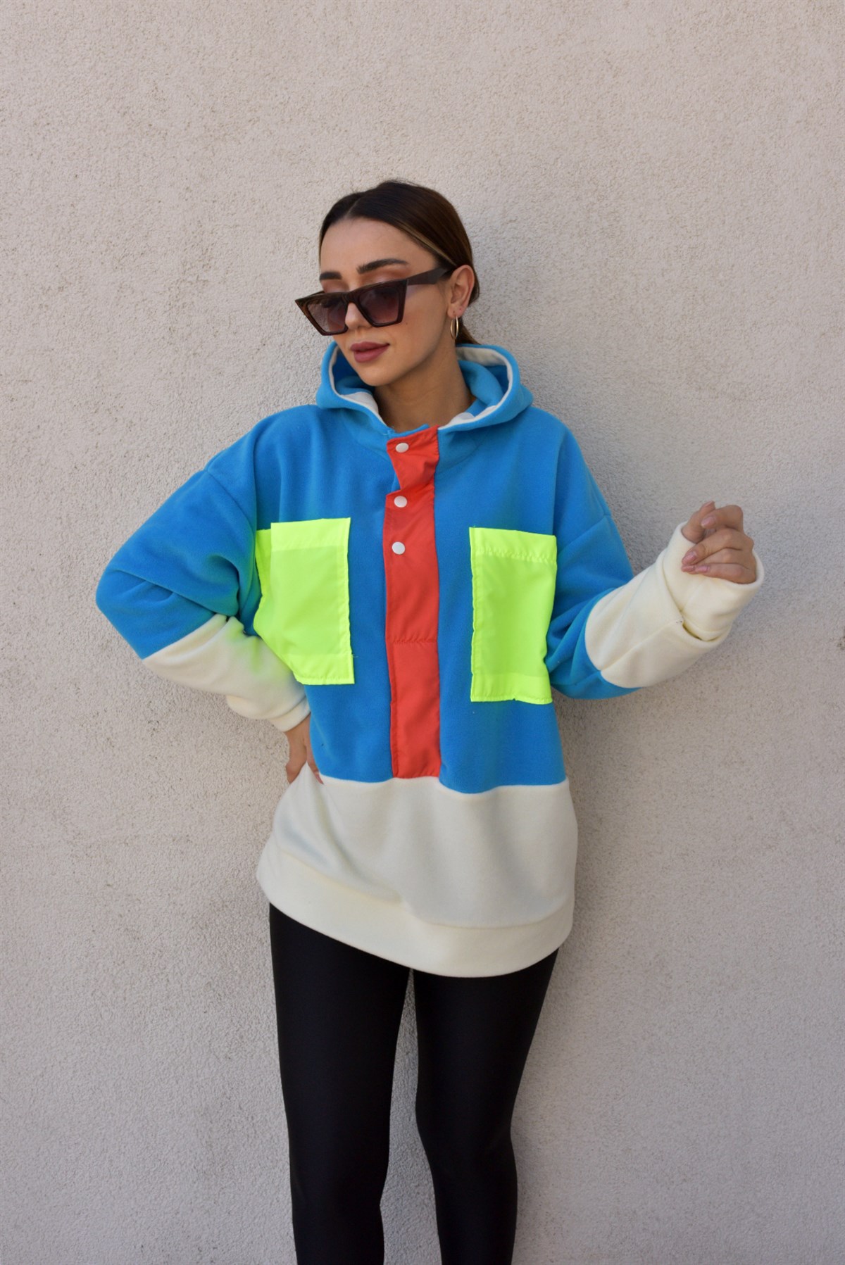 Neon Cep Detaylı Polar Sweat