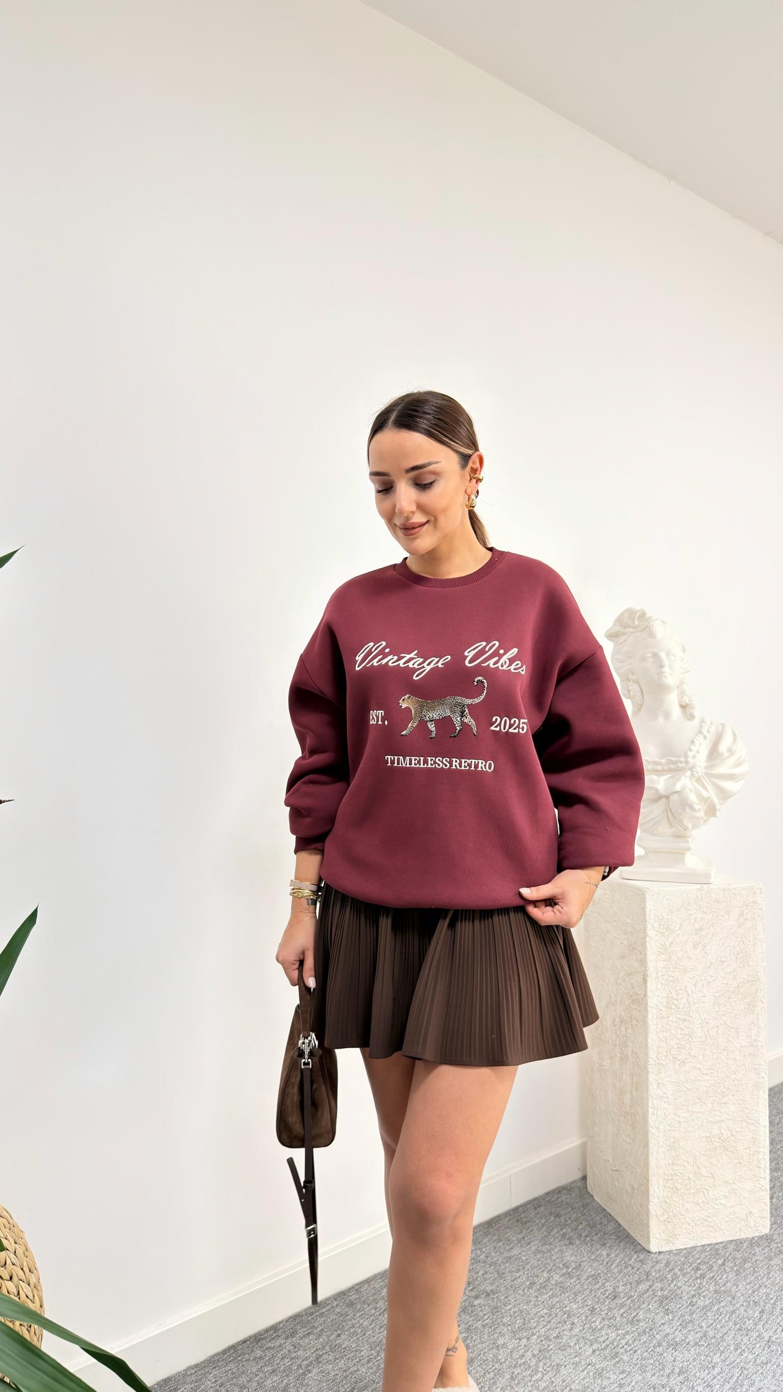 Vintage Wild Yazılı Bordo Sweatshirt