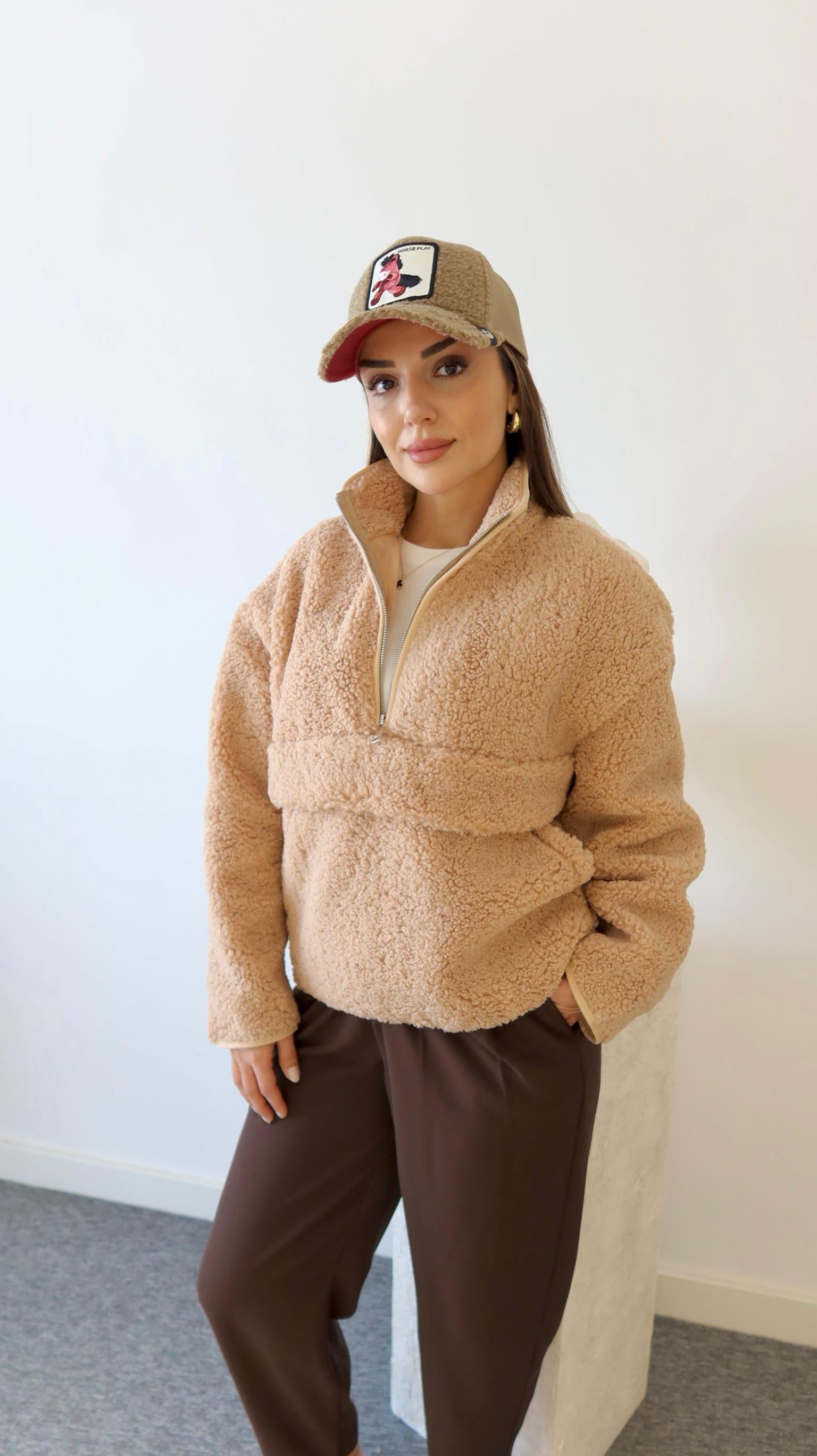 Bej Yarım Fermuarlı Teddy Sweatshirt