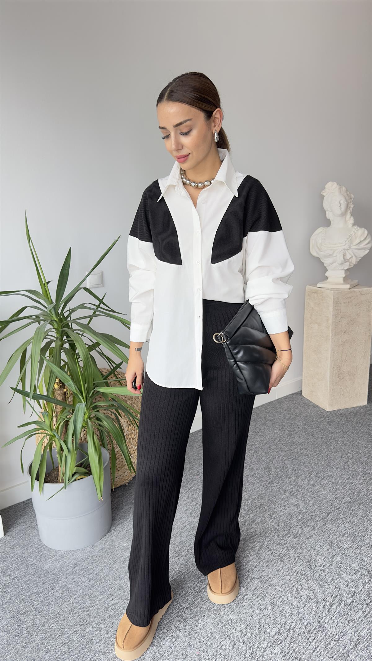 Siyah Triko Detaylı Std Gömlek