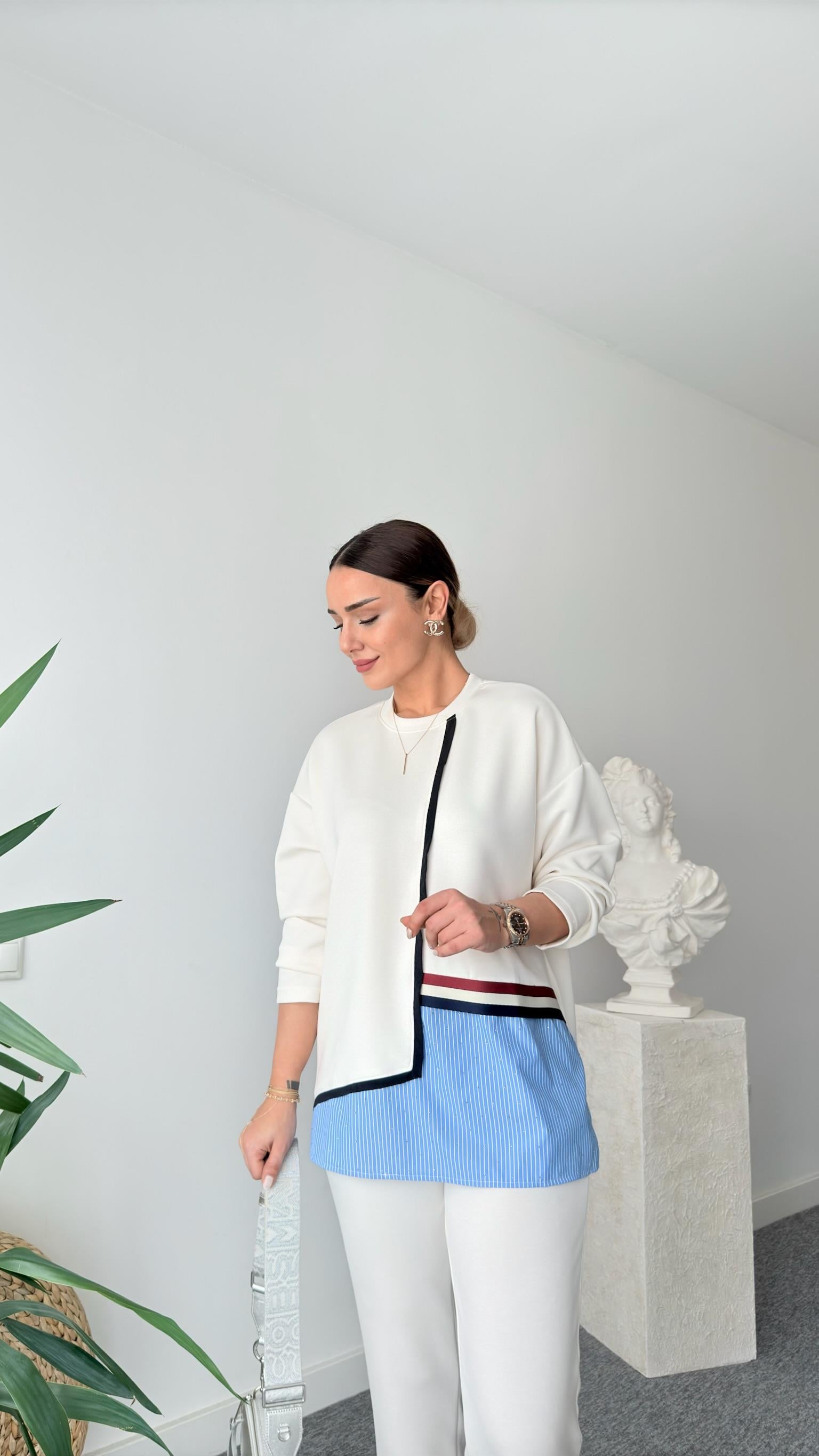 Molta Şerit Detaylı Modal Sweat