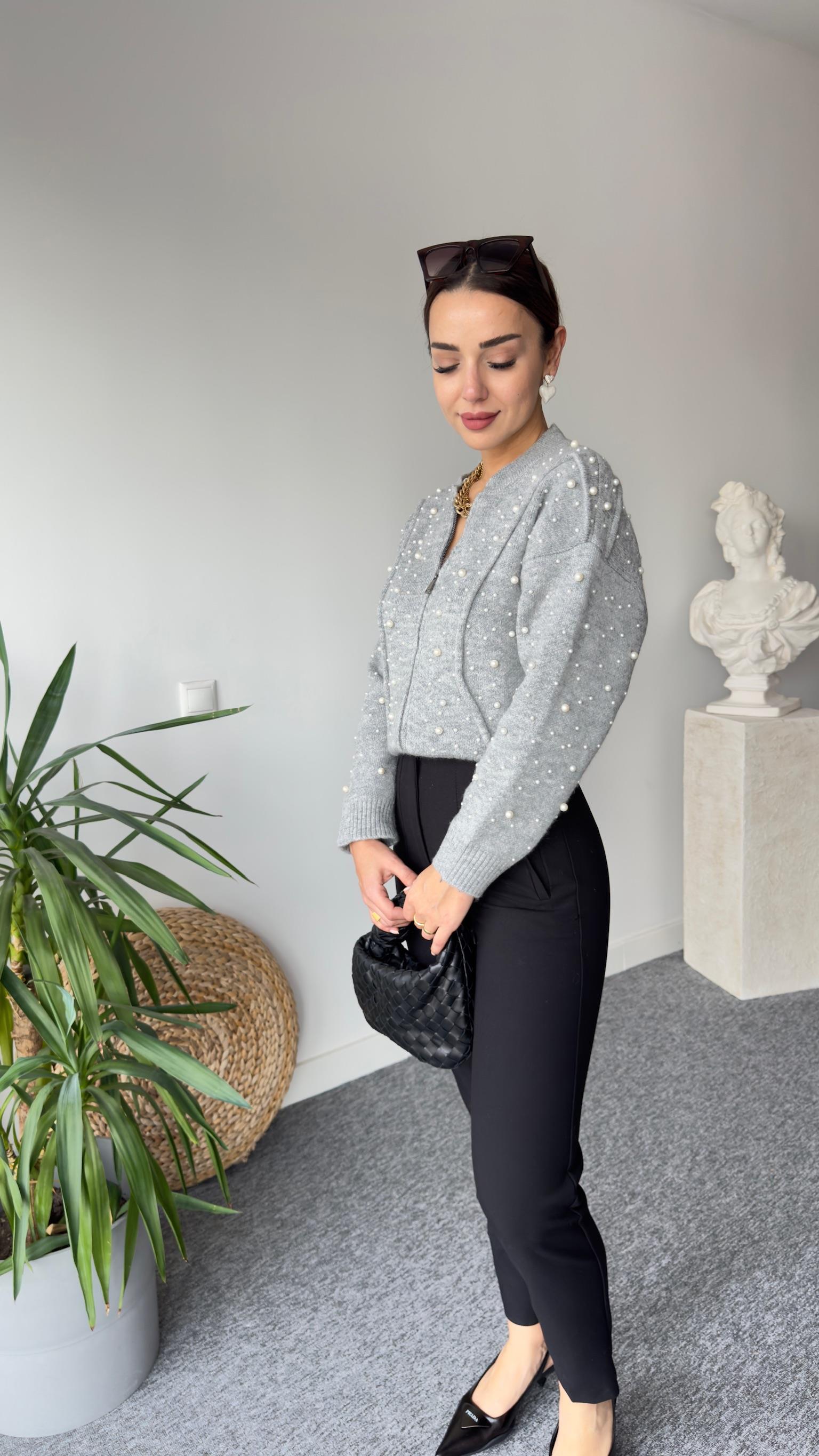 Zra Model İncili Gri Triko Hırka 
