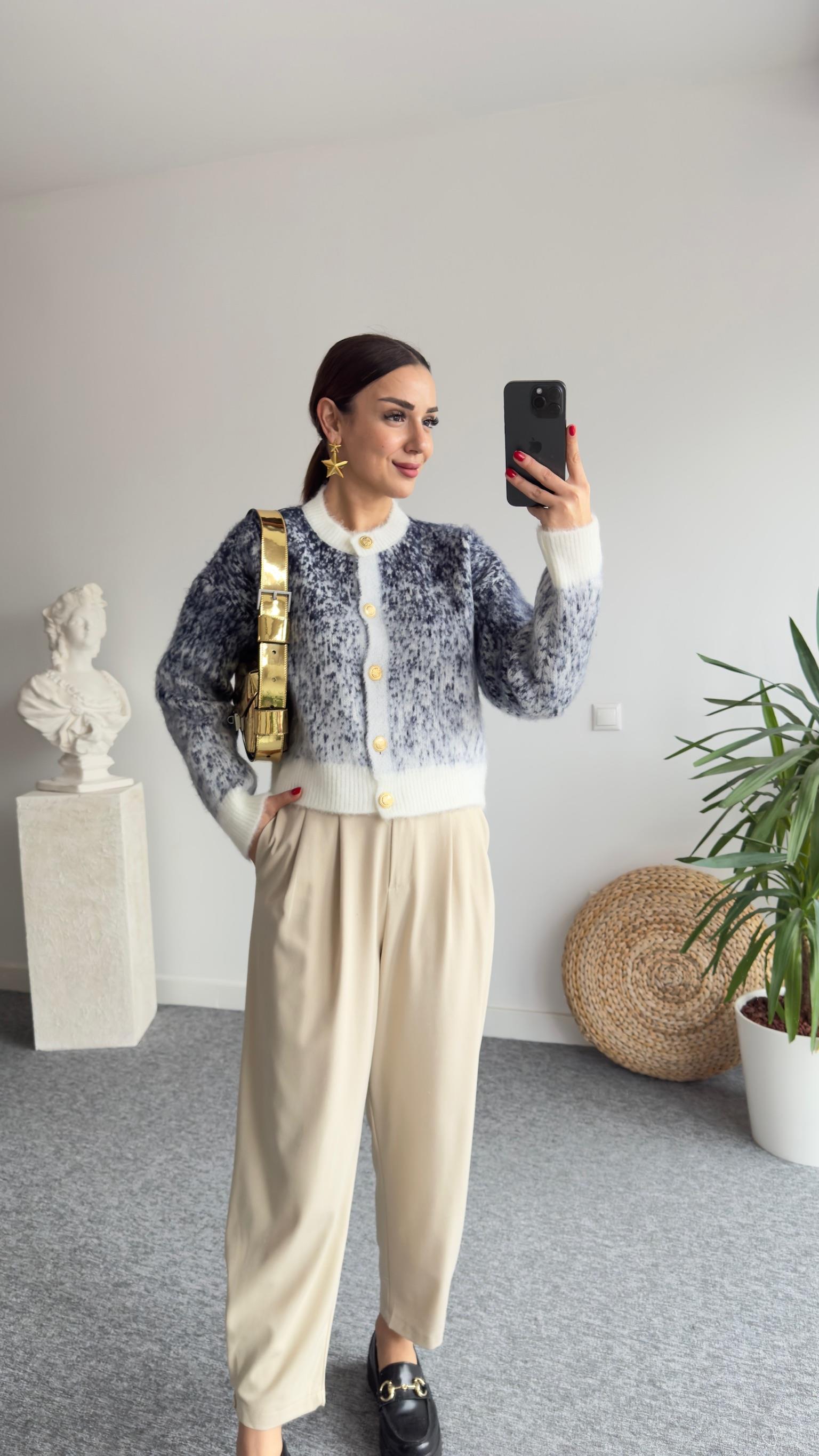 Orj Marka Gold Düğme Mavi Triko Hırka