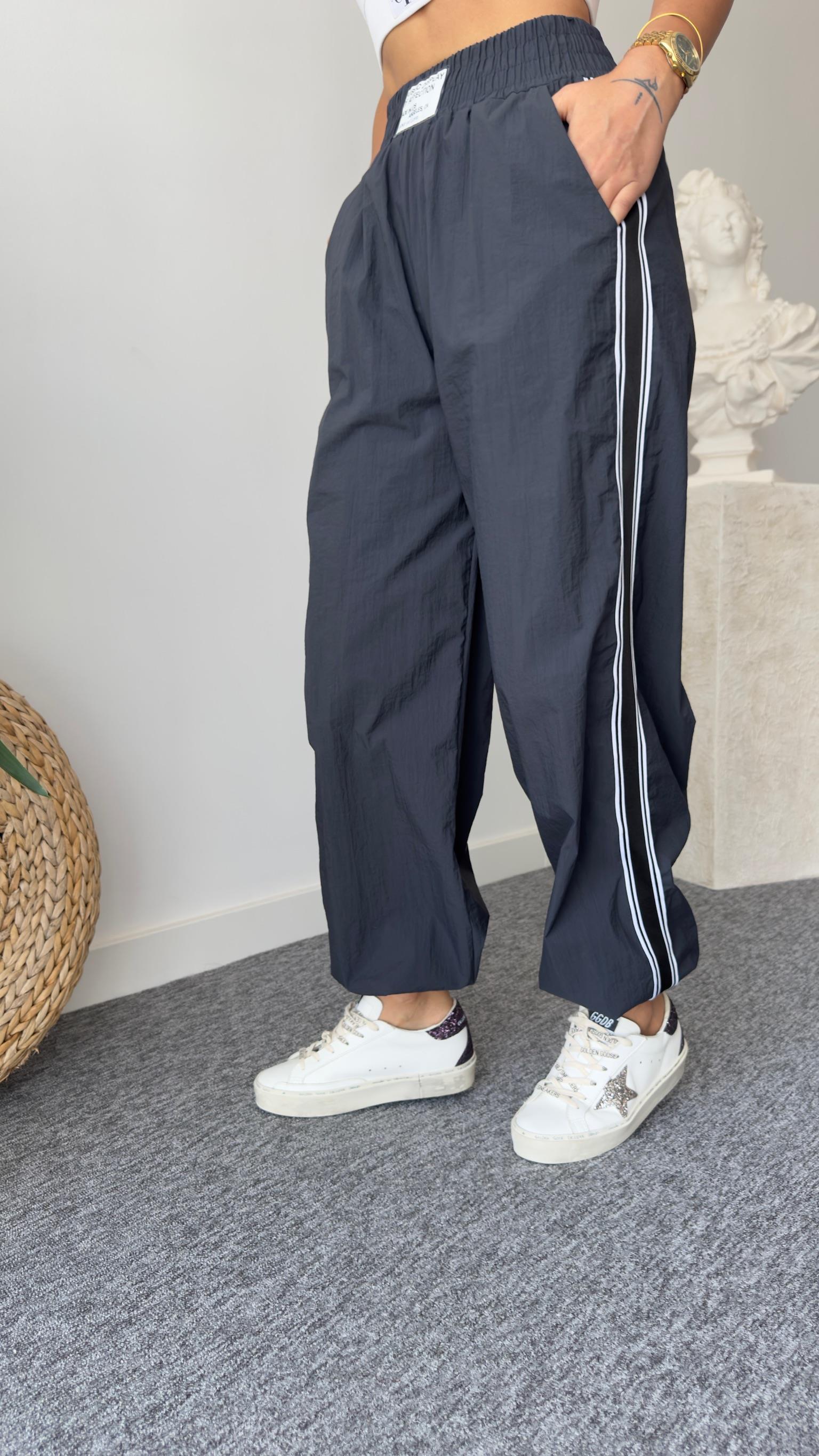 Paça Stoperli Şeritli Paraşüt Pantolon