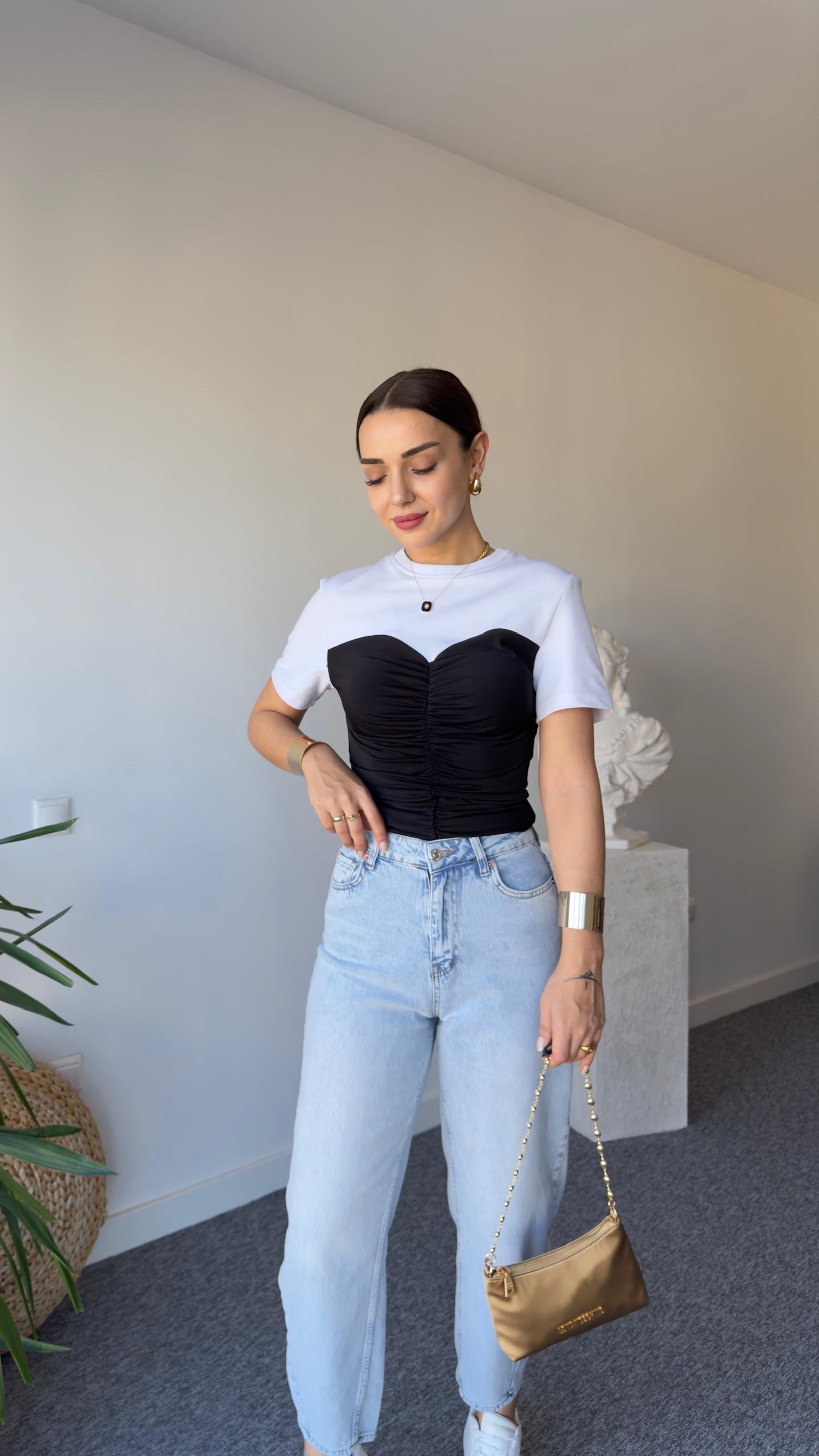 Beny Marka Model Büzgülü Tasarım Bluz